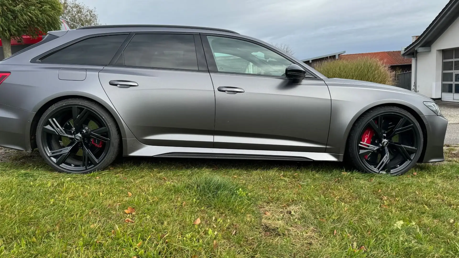 Audi RS6 RS 6 Avant 4.0 TFSI quattro* Keramik*Matrix* Grau - 2