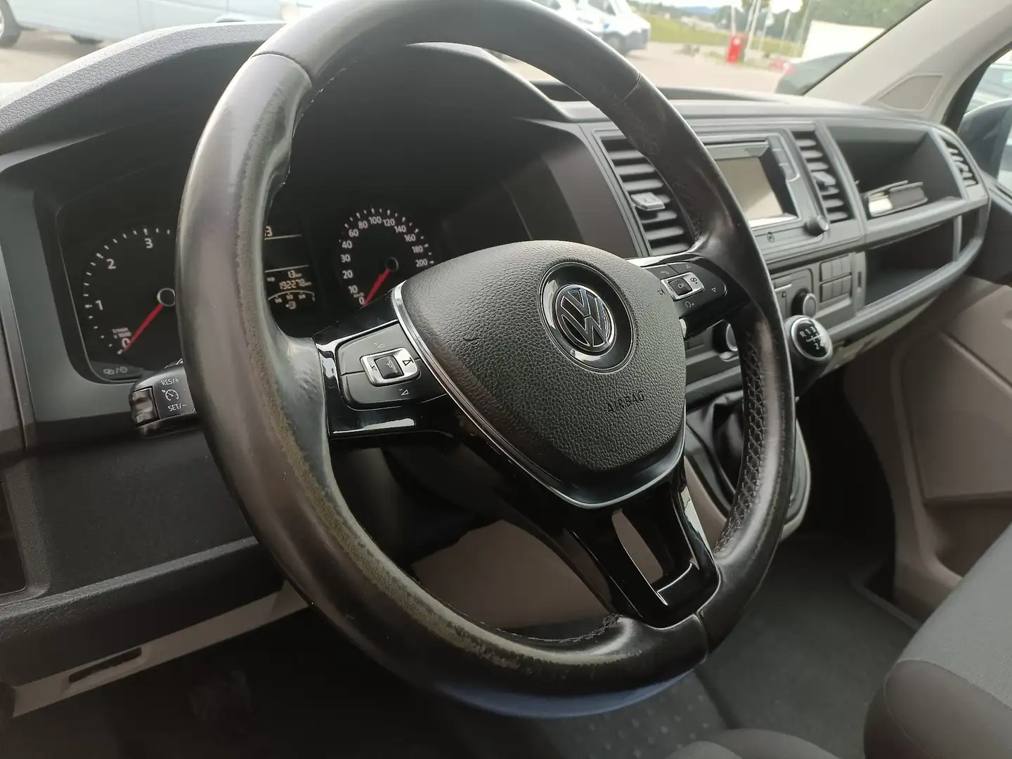 Volkswagen T6 Transporter Klima Schwarz - 2