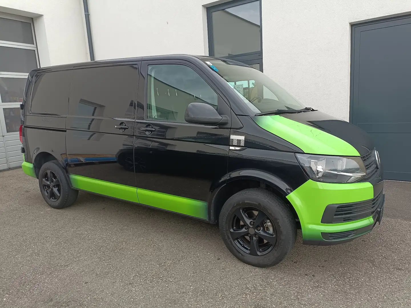 Volkswagen T6 Transporter Klima Schwarz - 1