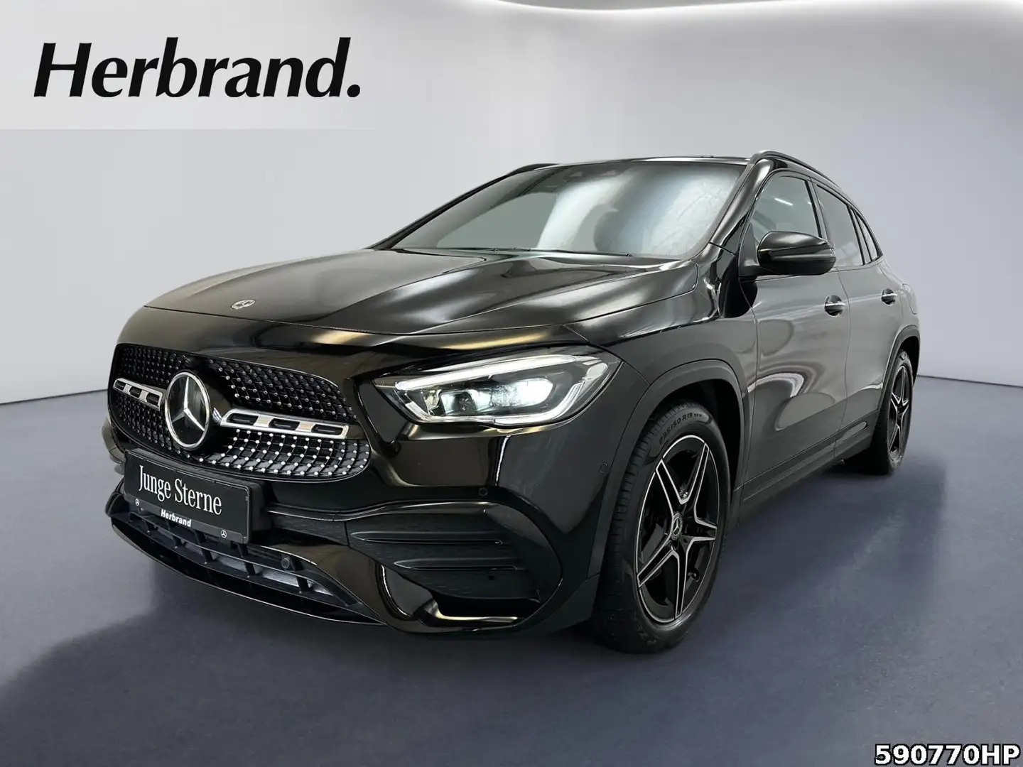 Mercedes-Benz GLA 220 d 4M AMG Line DISTRONIC Memory Multibeam Schwarz - 1