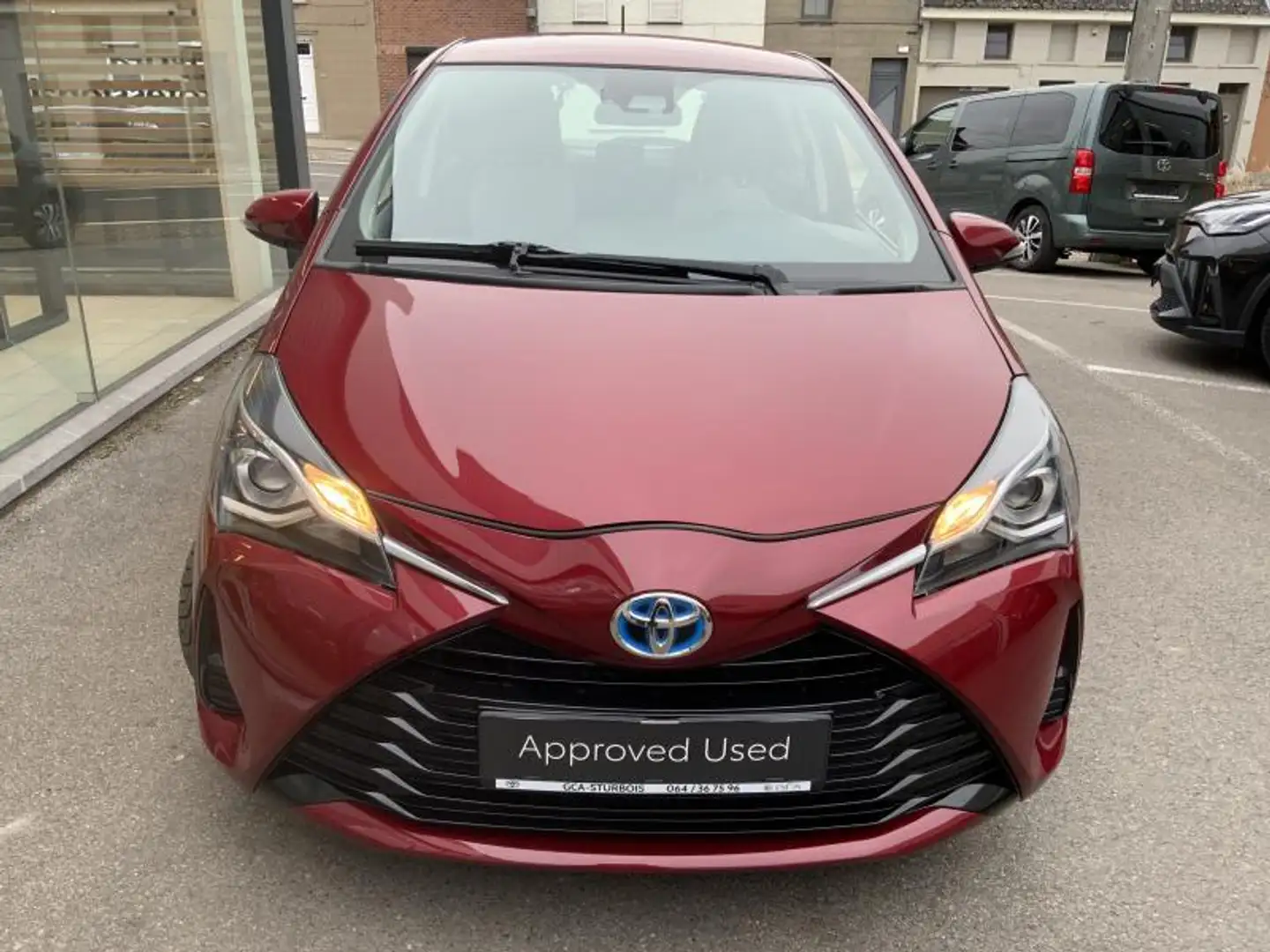 Toyota Yaris Comfort Rood - 2