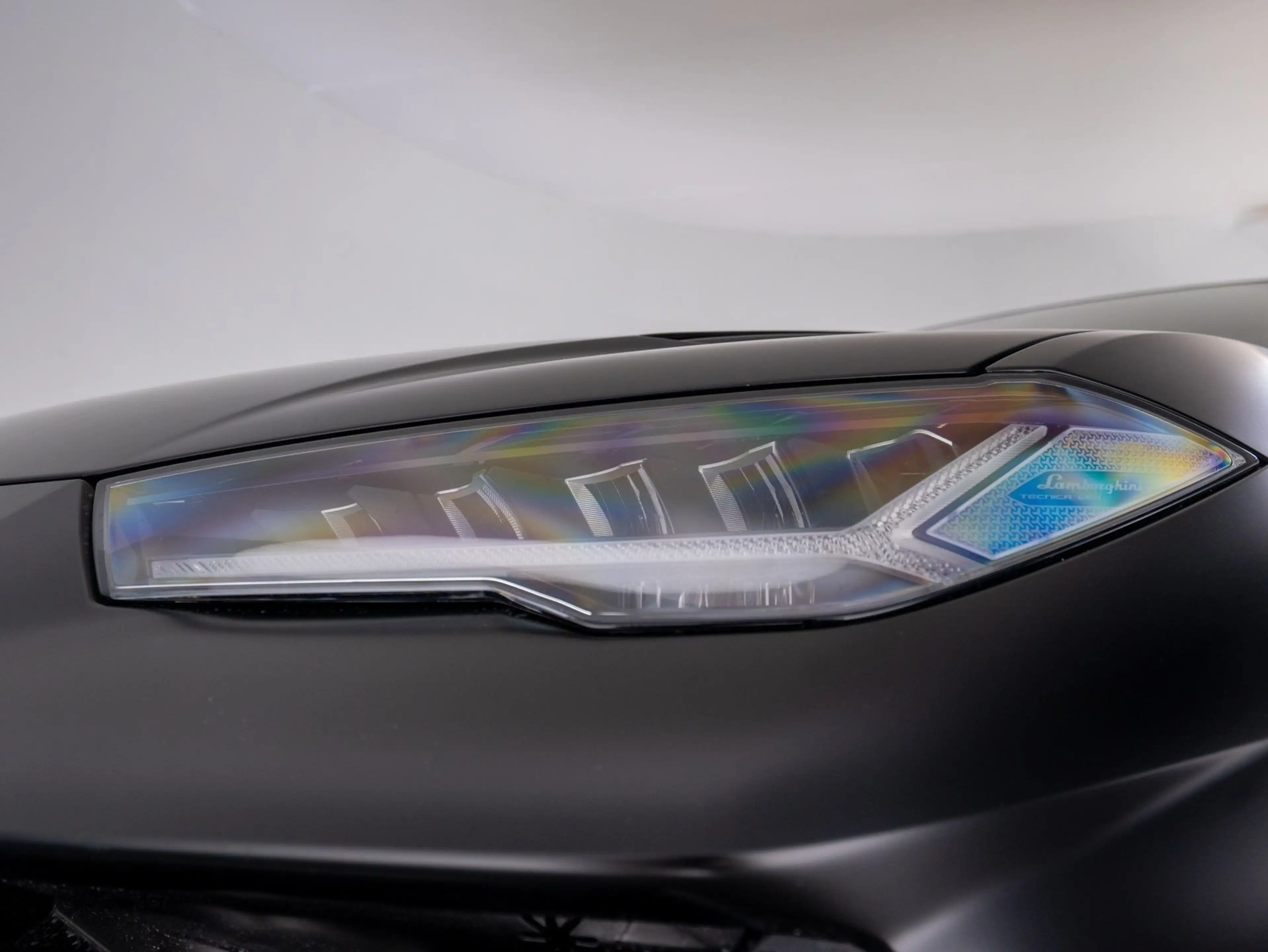 Lamborghini Urus S 23" AKRAPOVIC B&O PANO MASSAGE PARK-ASSIST AHK — photo 11