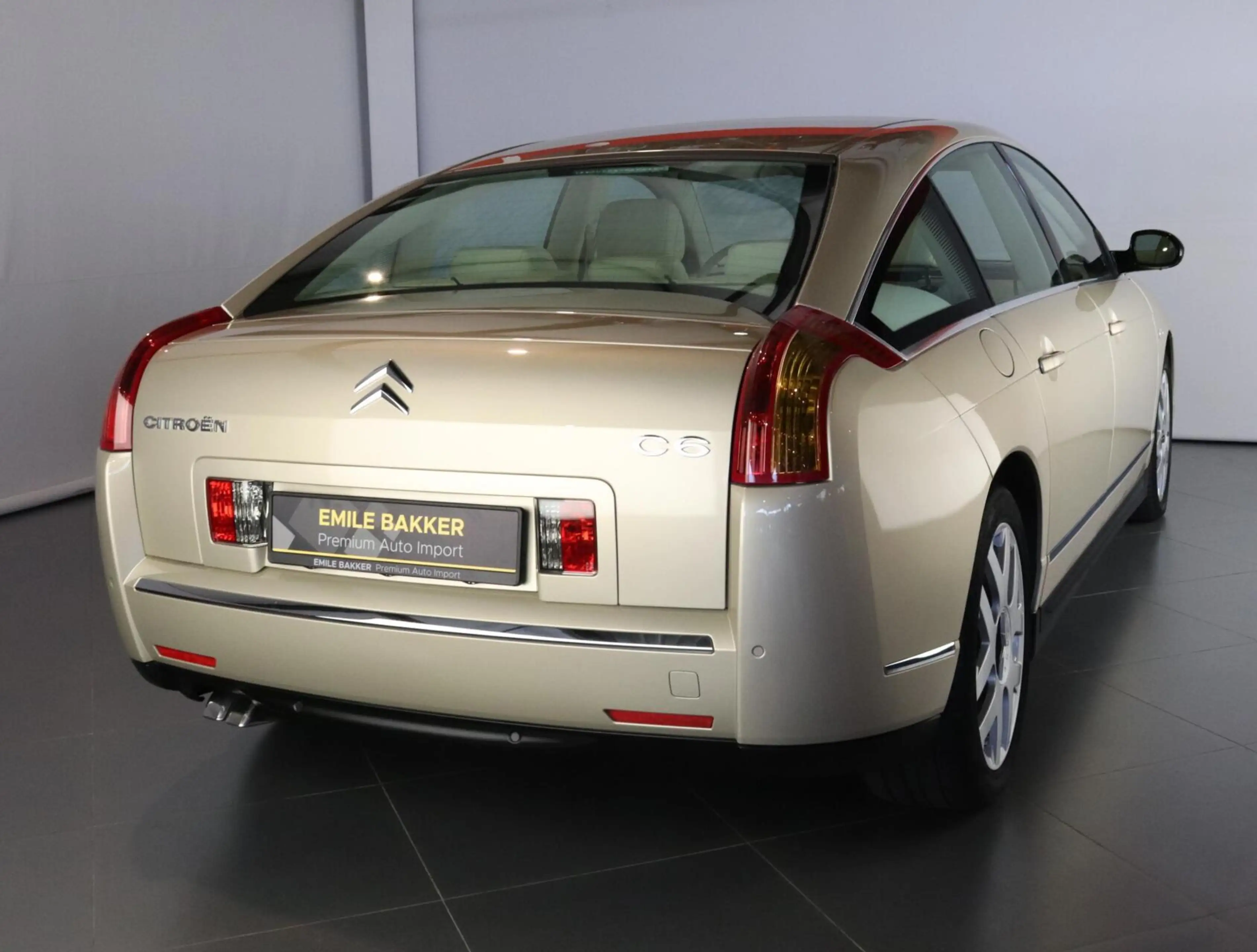Citroen C6 3.0 V6 Exclusive "Mativoire" 65.000km! — photo 47