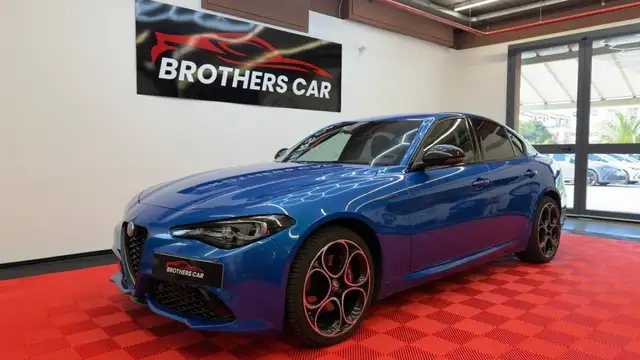 Alfa Romeo Giulia 2.2 210CV AWD Q4 Competizione