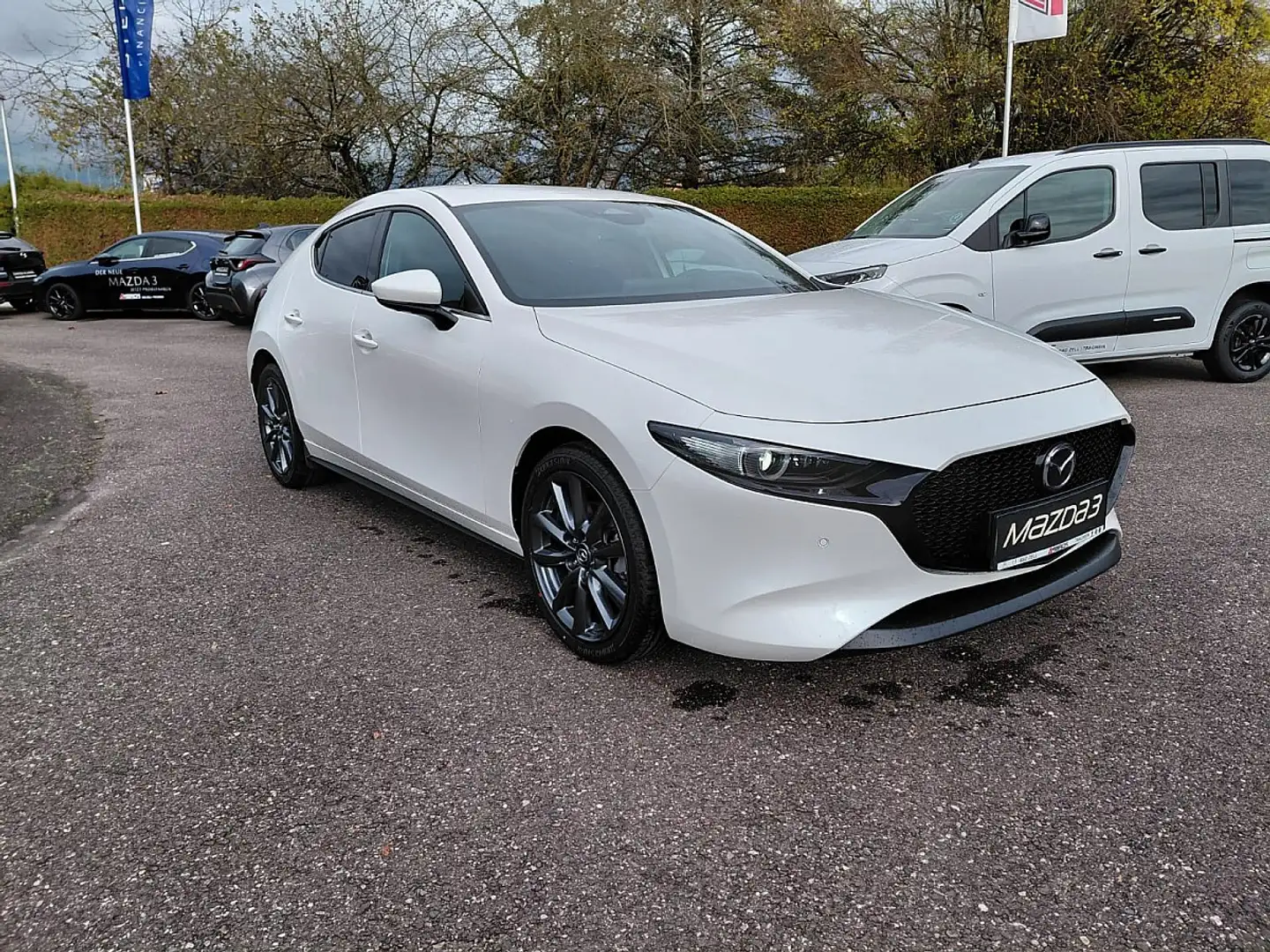 Mazda 3 Mazda3 e-Skyactiv-G140 Exclusive-Line FRÜHJAHRS... Weiß - 2
