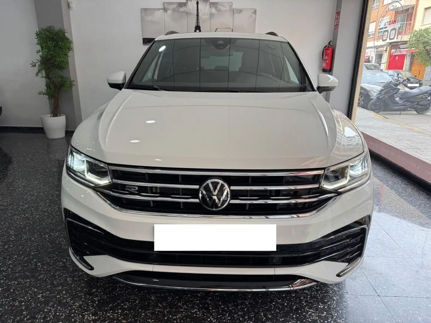 Volkswagen Tiguan 2.0TDI R-Line 110kW Blanco - 2