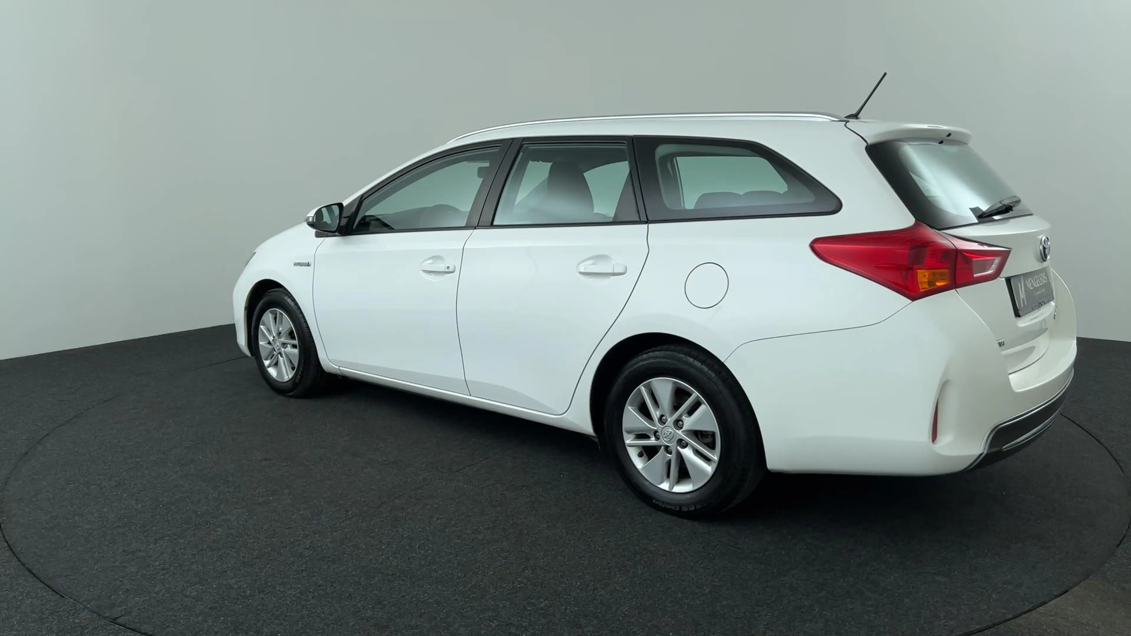 Toyota Auris Touring Sports 1.8 Hybrid Aspiration | Camera acht — photo 3
