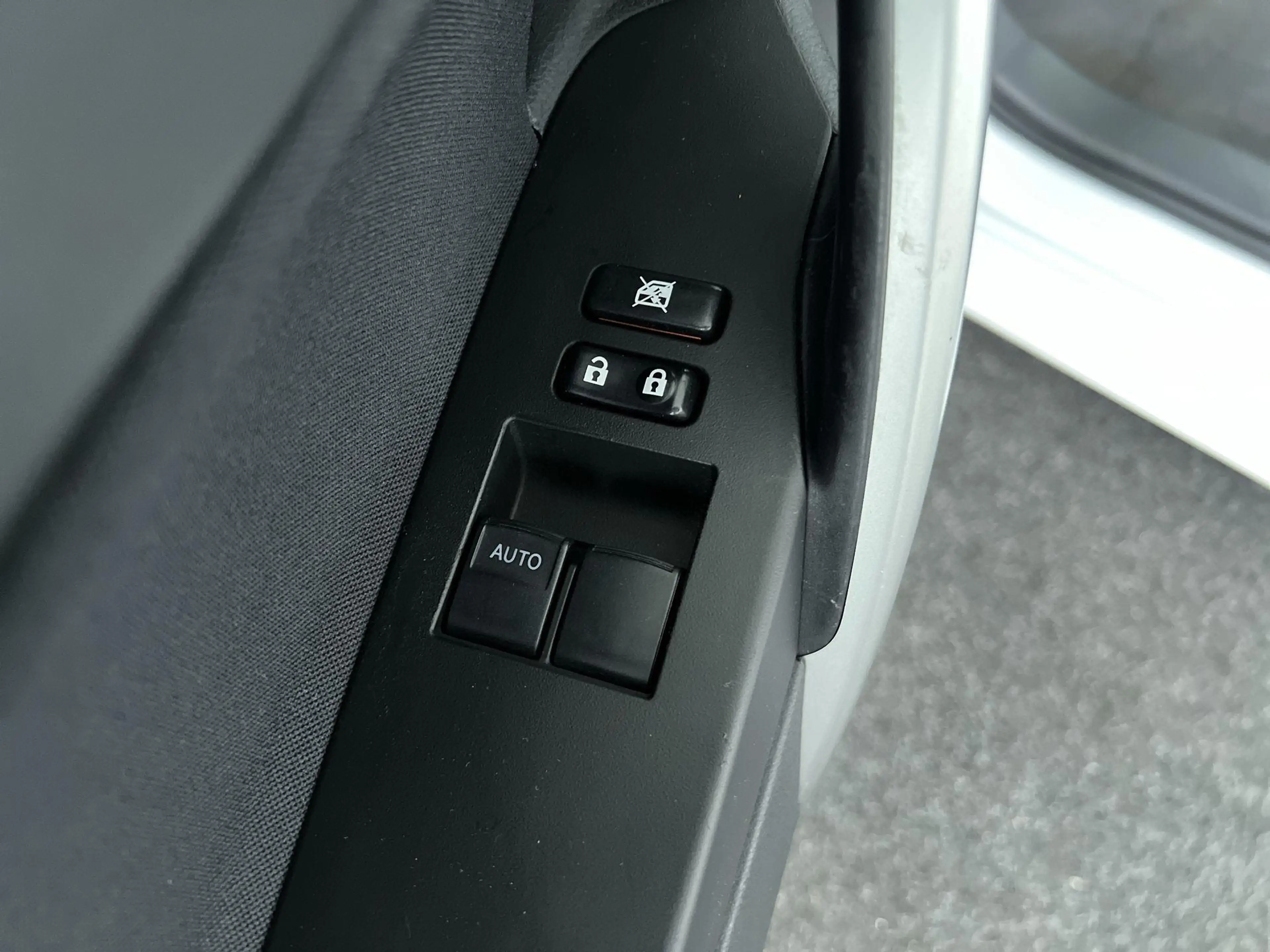 Toyota Auris Touring Sports 1.8 Hybrid Aspiration | Camera acht — photo 12