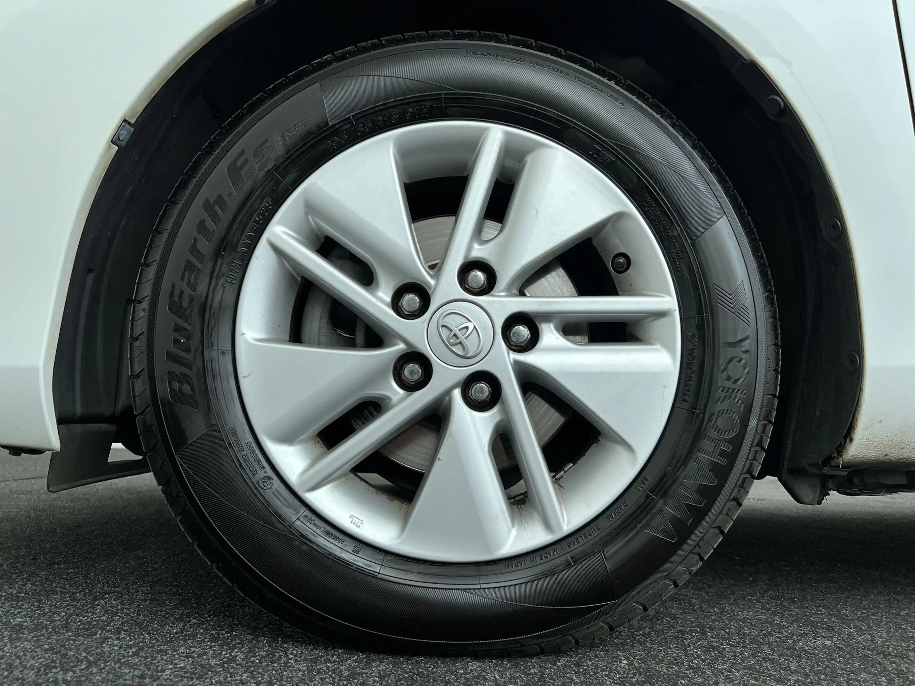Toyota Auris Touring Sports 1.8 Hybrid Aspiration | Camera acht — photo 10