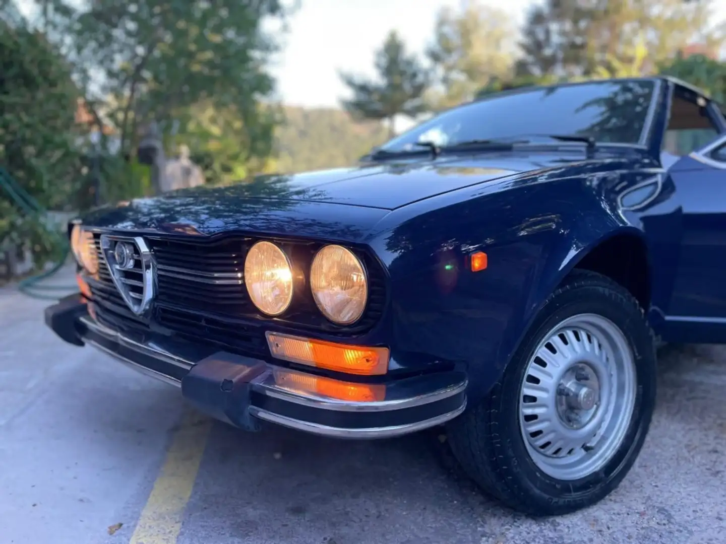 Alfa Romeo ALFA ROMEO Alfetta GTV 2000 Deportivo  Manual de 3 Blau - 1