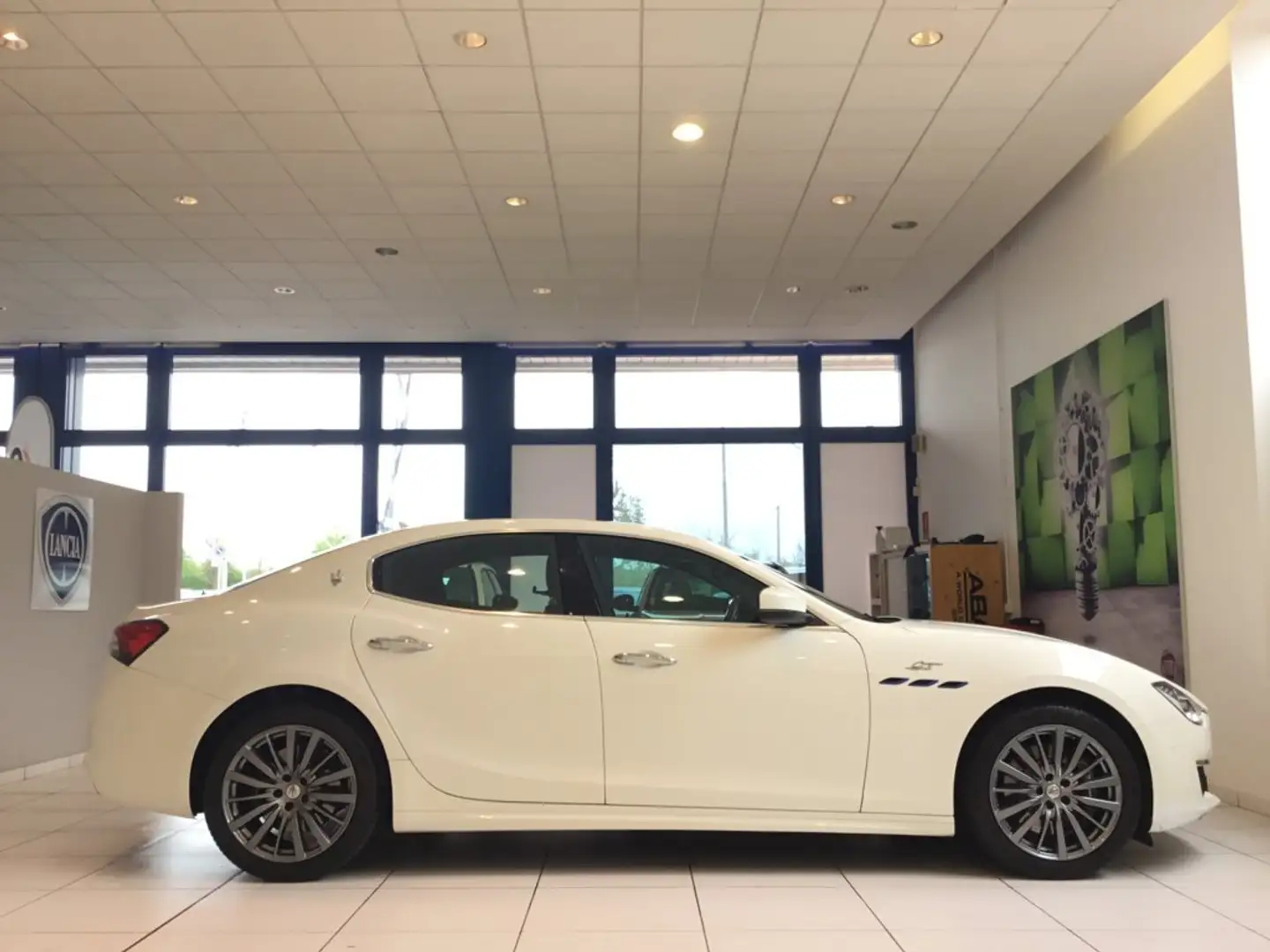 Maserati Ghibli 2.0 330cv 48v MHEV GT auto Blanco - 2
