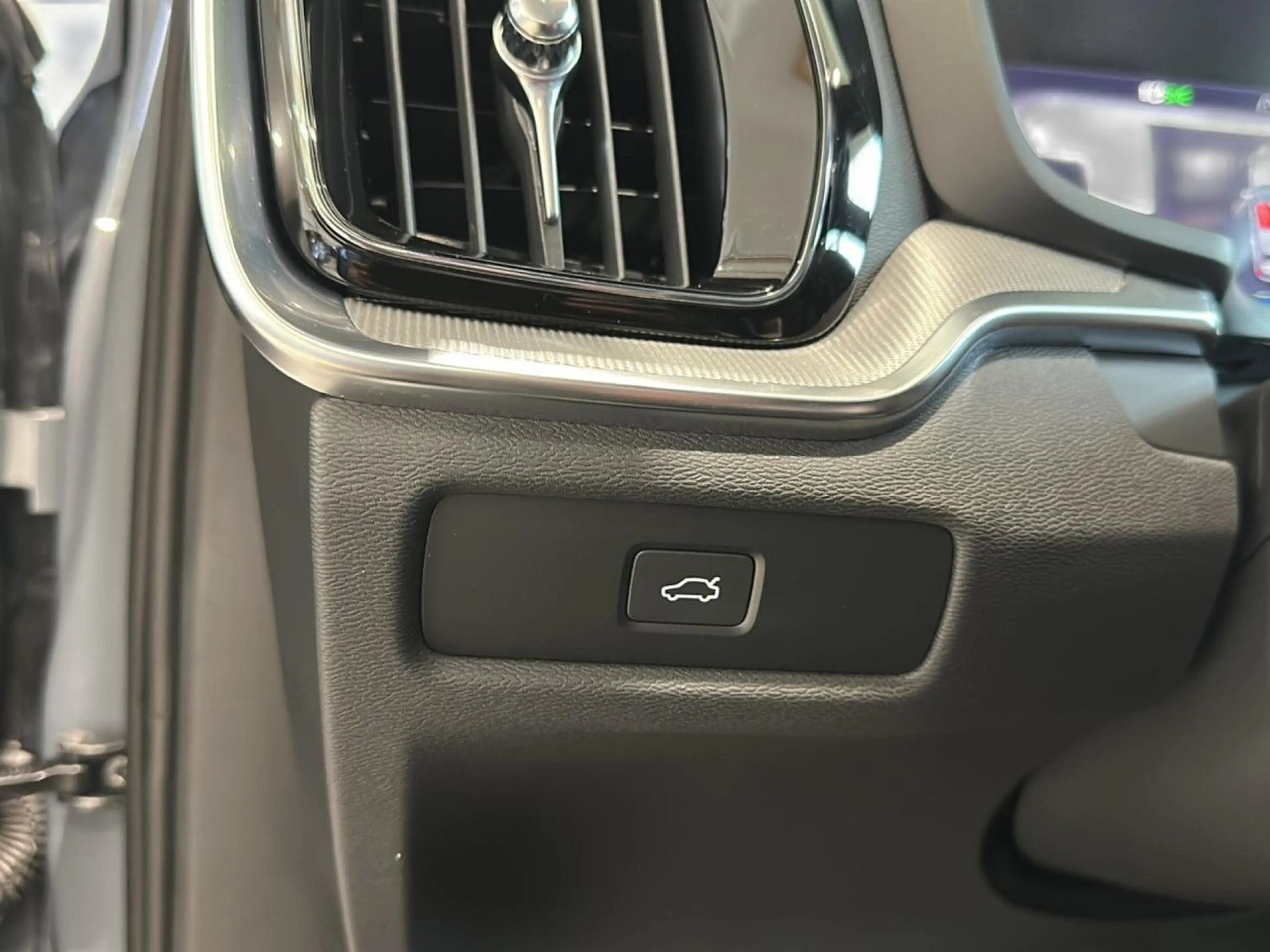 Volvo V60 Cross Country V60 CC Plus AWD Bluetooth Navi LED Klima — photo 12