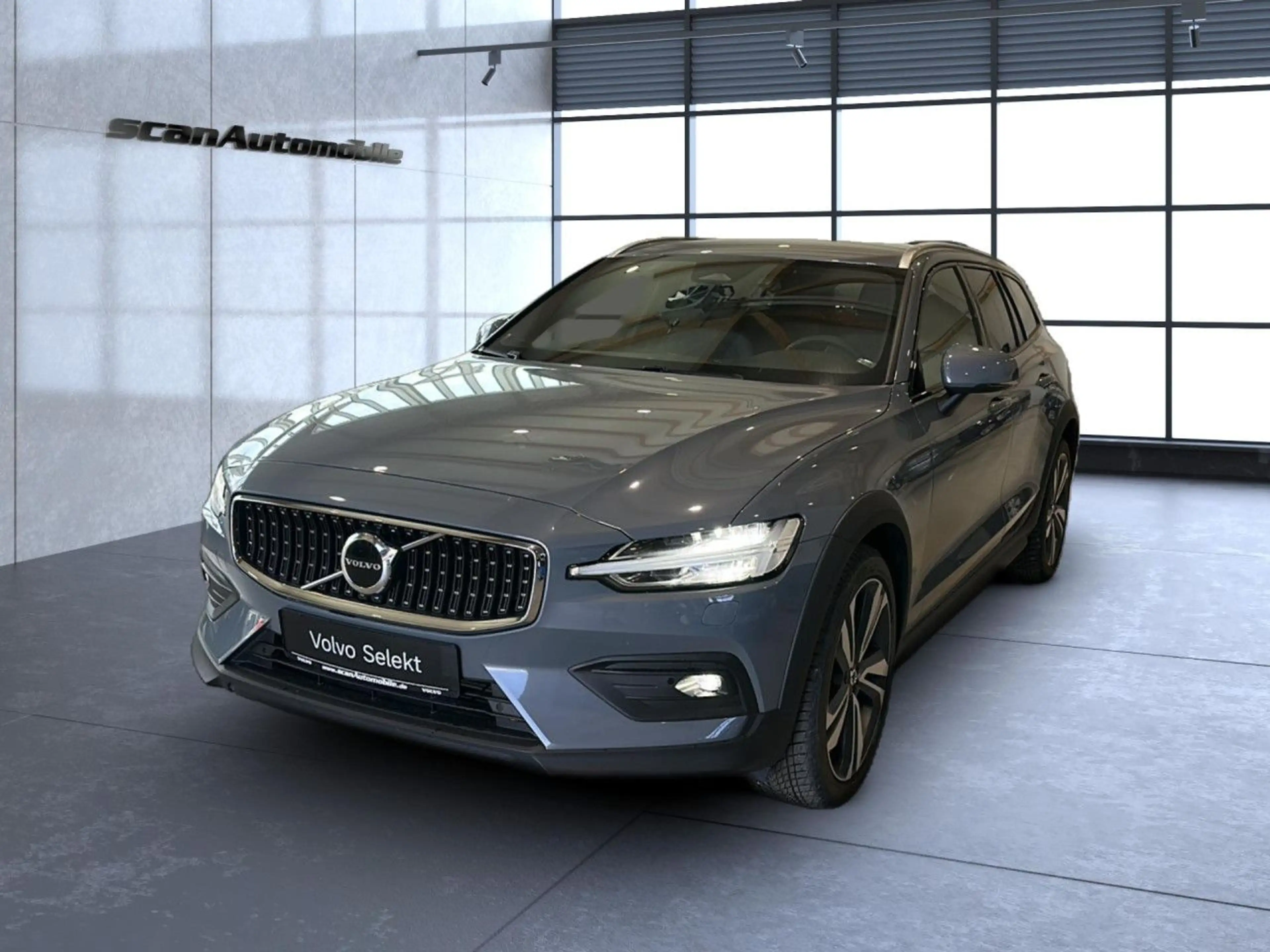 Volvo V60 Cross Country V60 CC Plus AWD Bluetooth Navi LED Klima — photo 2