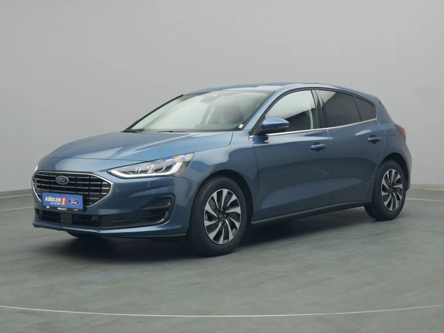 Ford Focus Titanium X 125PS/Winter-P./Navi/PDC Blauw - 2