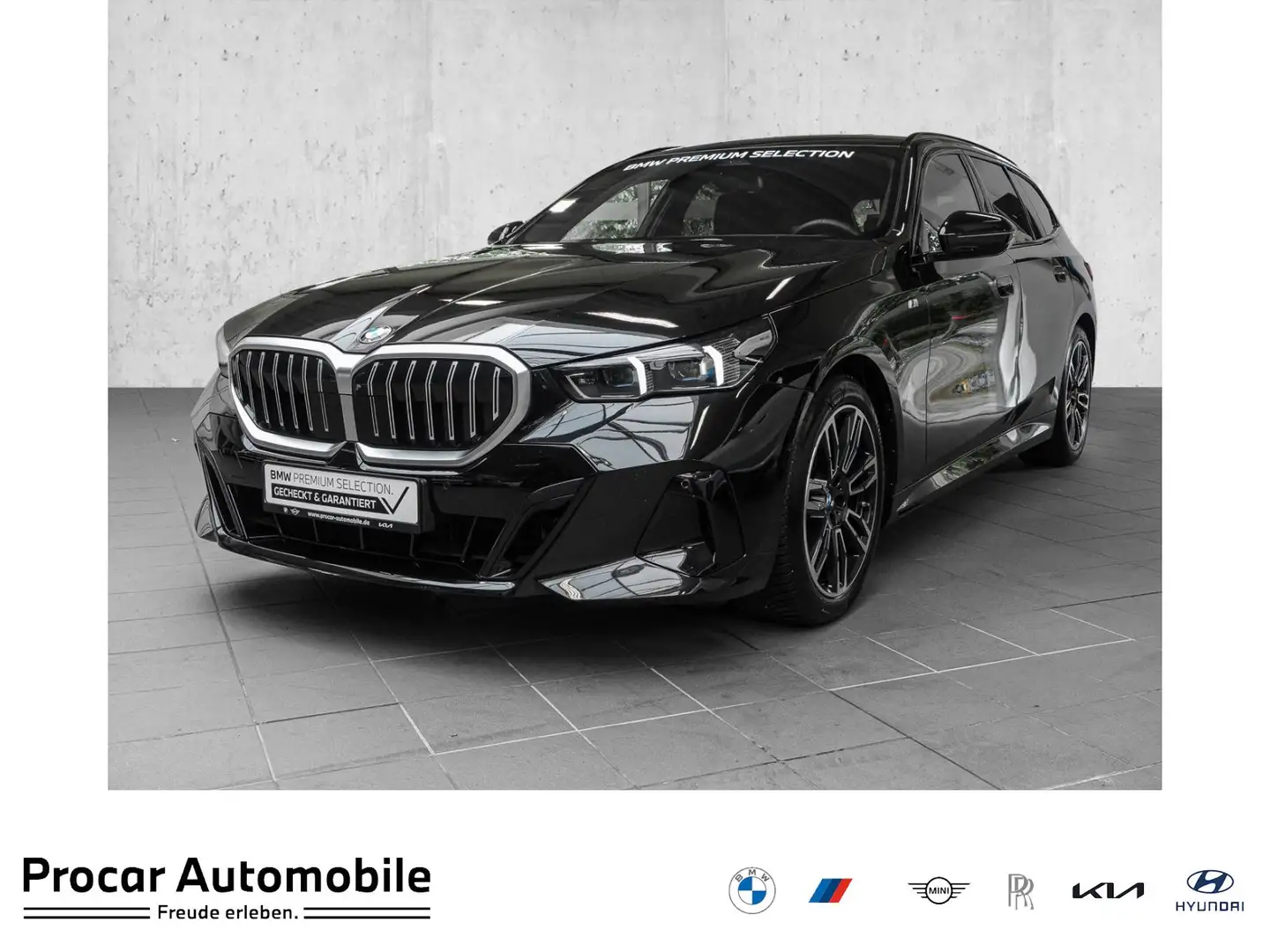 BMW 520 d Tour M Sport Finanzrate ab 2,99% LHz DA+ H&K PA Schwarz - 1
