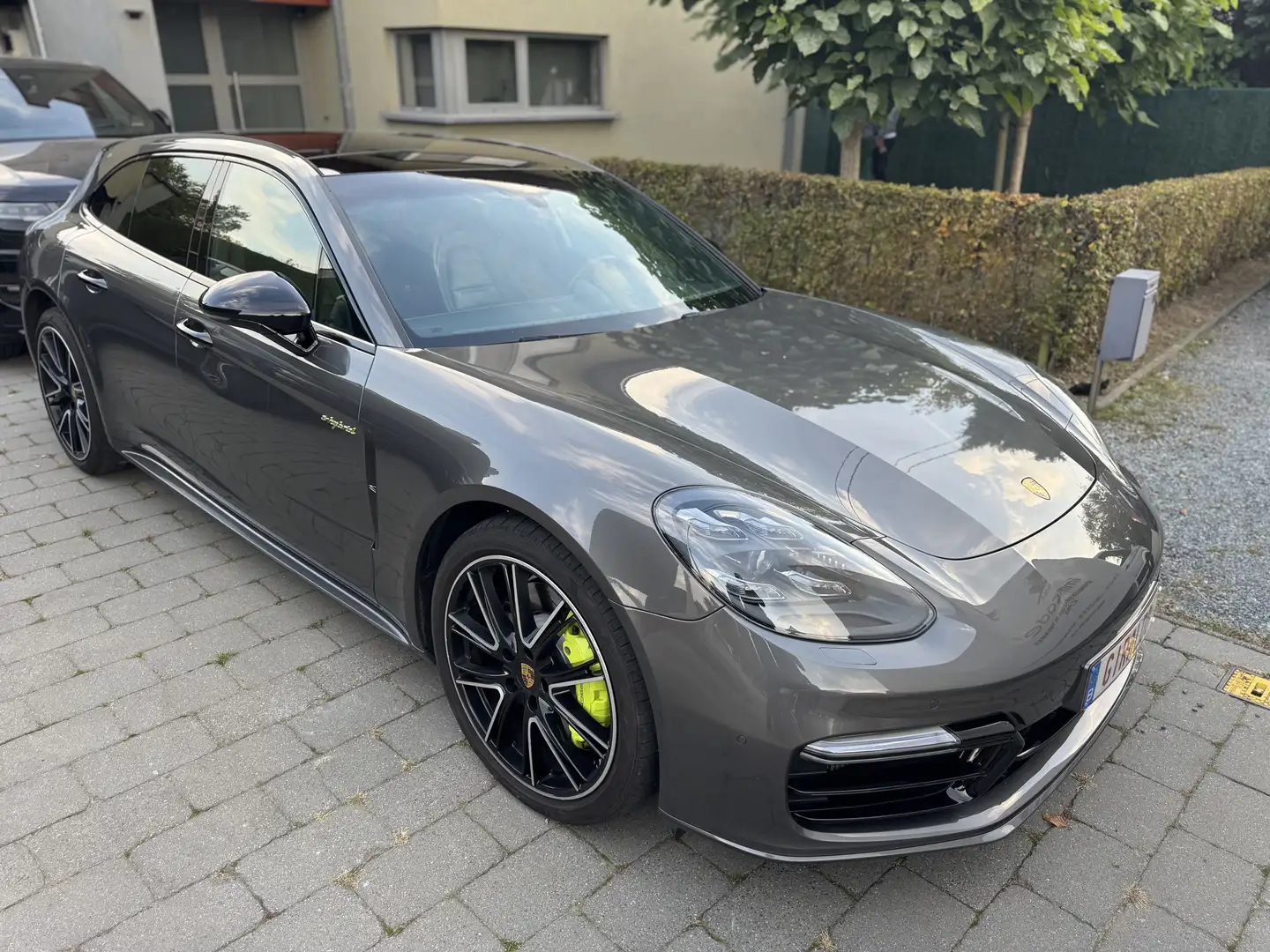 Porsche Panamera 4 e-Hybrid 2.9 V6 Bi-T PHEV Executive PDK (340 kW) - 1