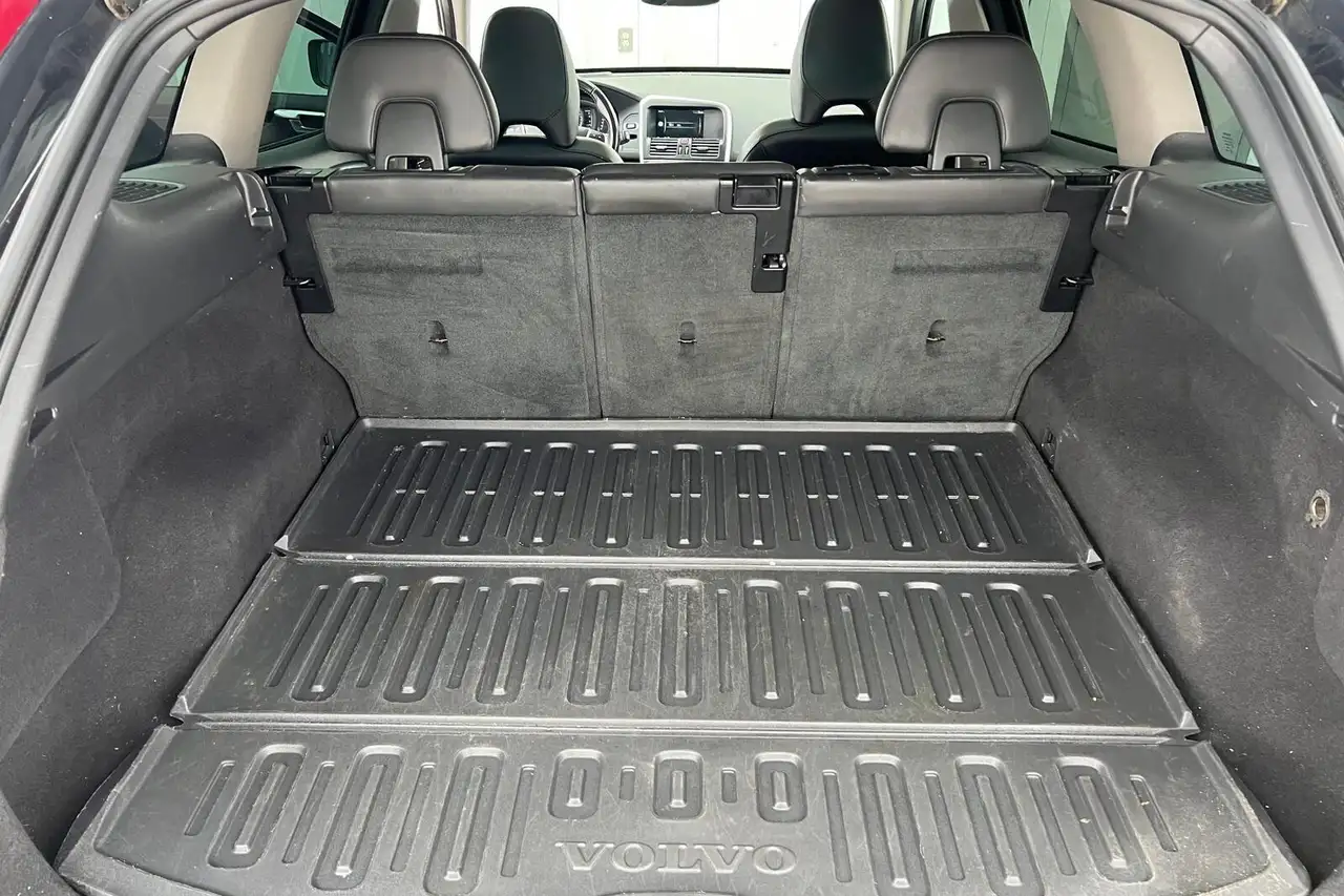 Volvo XC60 снимка Volvo XC60
