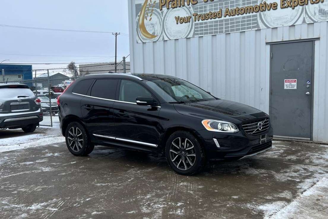 2016 Volvo XC60 T5 Premier AWD alt 3