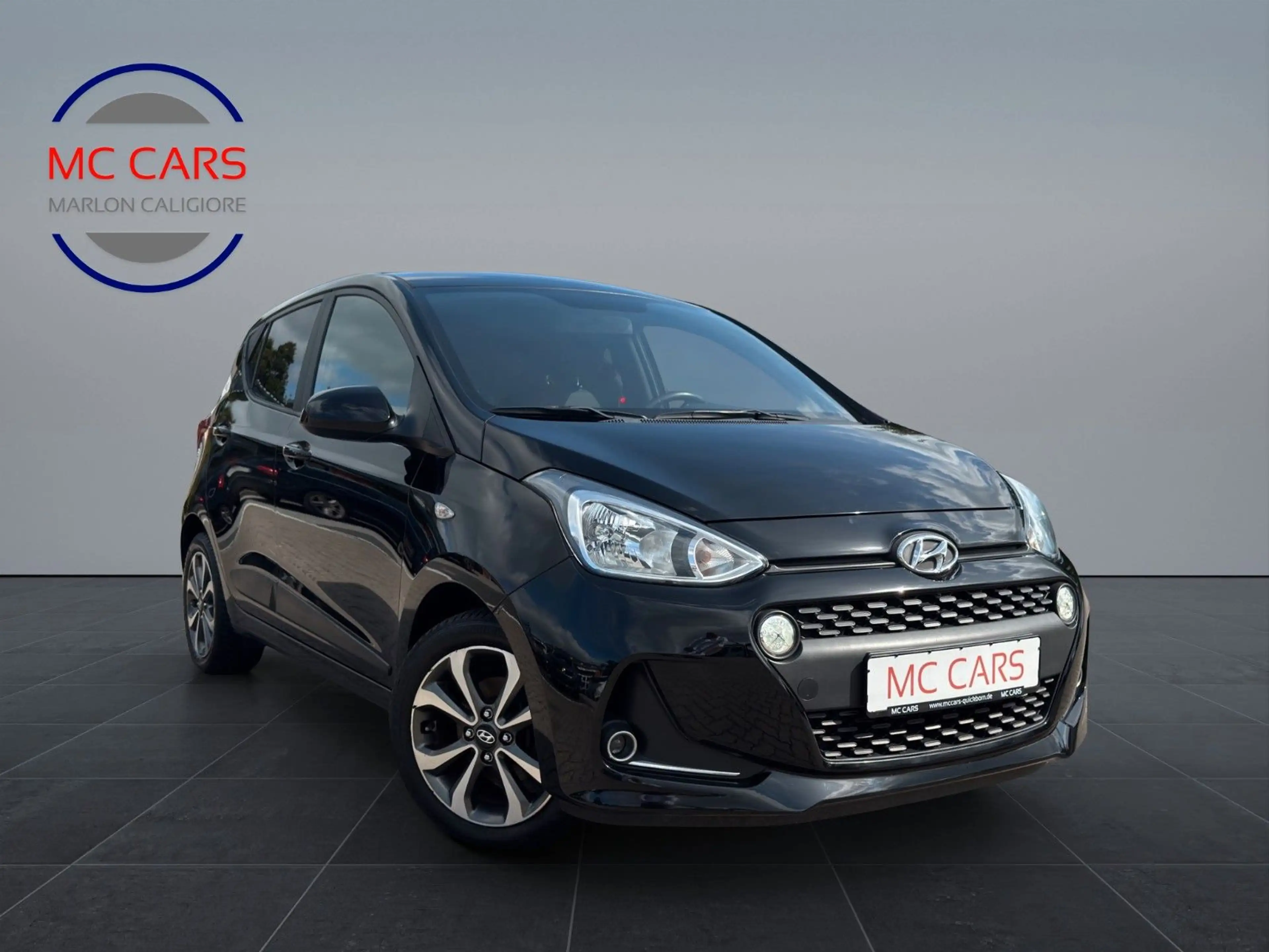 Hyundai i10 Passion + Sport/Navi / Nur 31000tkm!