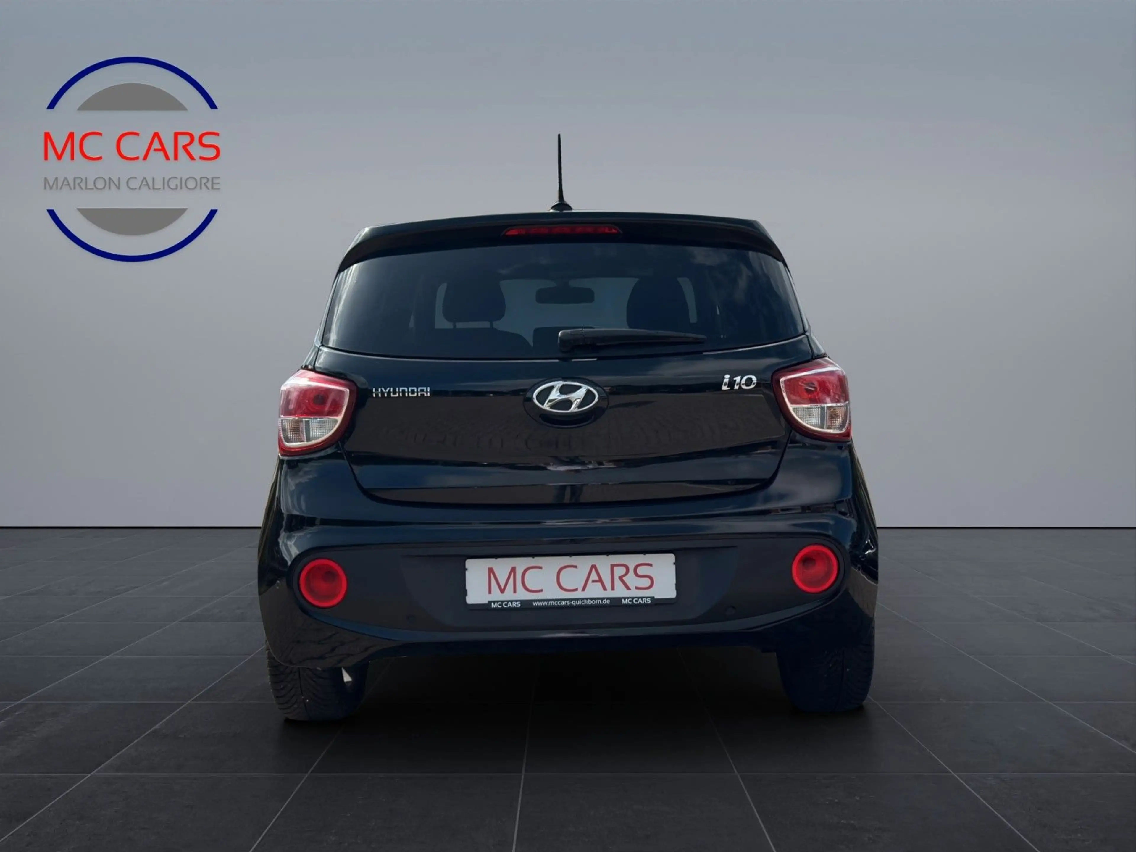Hyundai i10 Passion + Sport/Navi / Nur 31000tkm! — photo 3