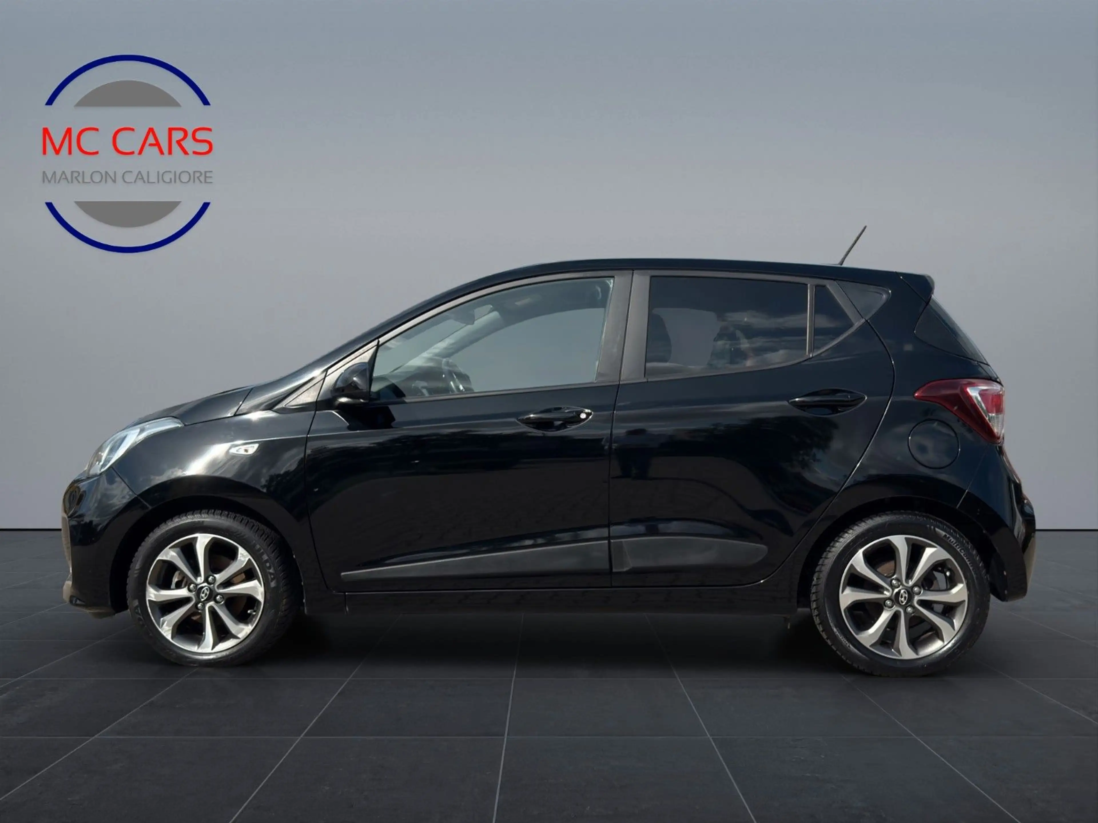 Hyundai i10 Passion + Sport/Navi / Nur 31000tkm! — photo 8