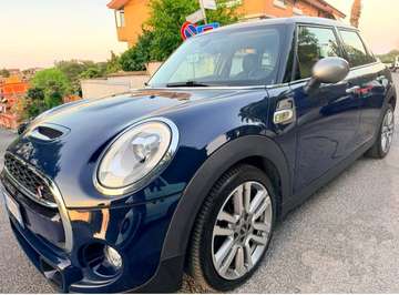 Mini IV F55-F56 2017 2.0 Business 5p auto