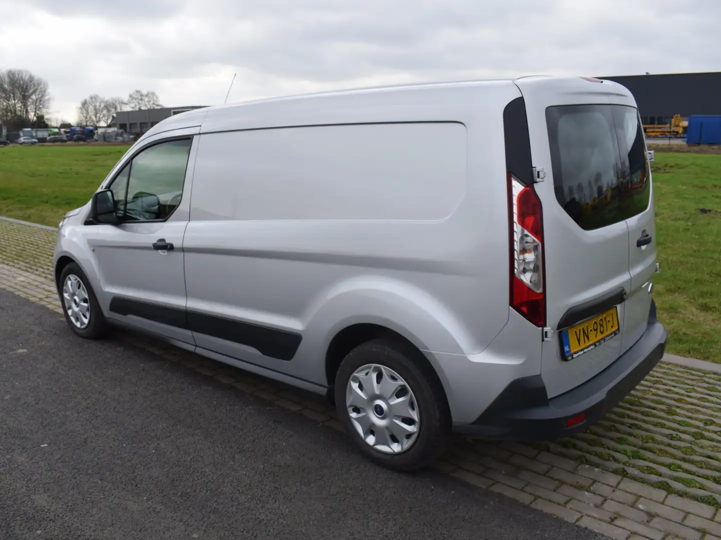 Ford Transit Connect 1.6 TDCI L2 Trend Zilver - 2