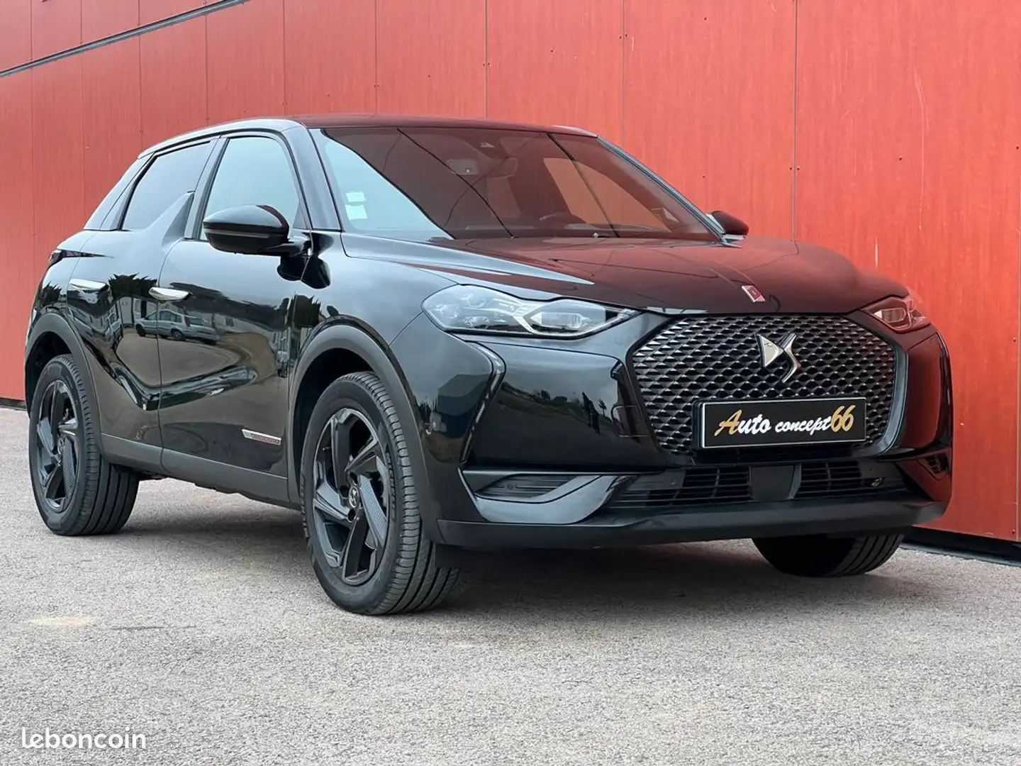 DS Automobiles DS 3 Crossback DS3 LA PREMIÈRE 1.2 BVA 155ch Zwart - 1