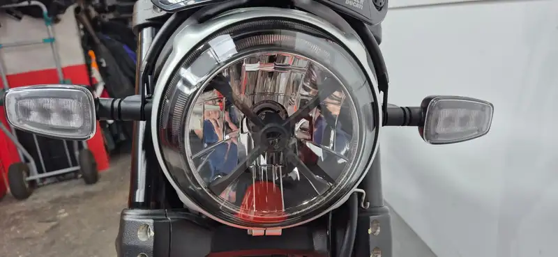 Ducati Scrambler - foto 4