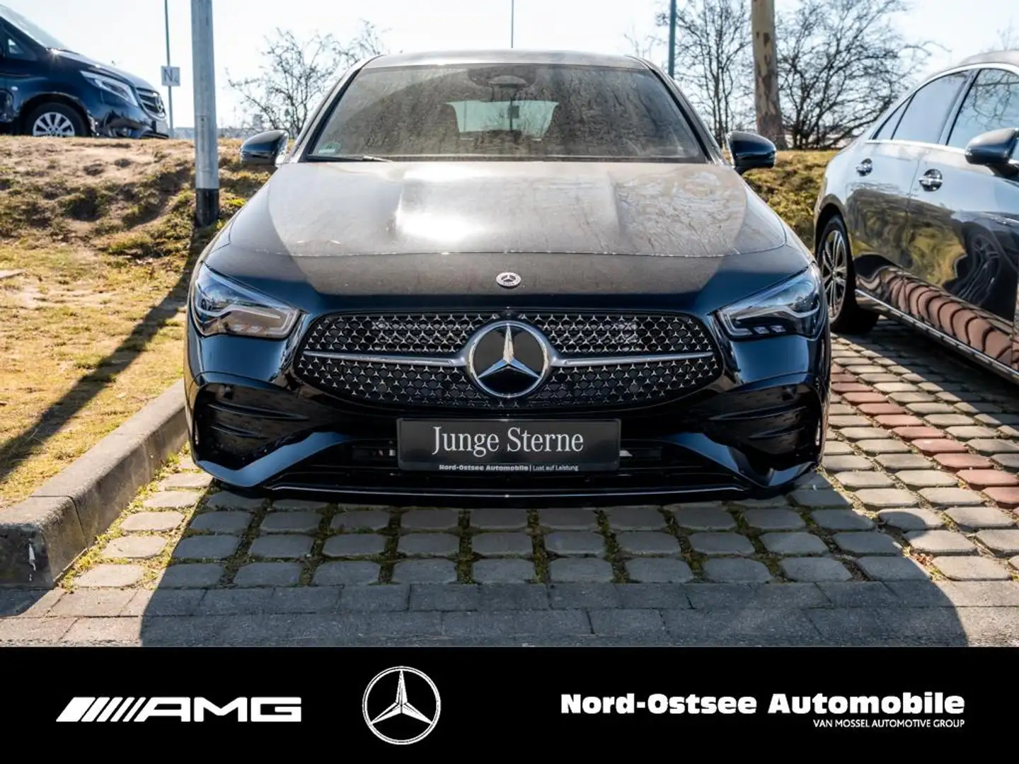 Mercedes-Benz CLA 200 SB AMG PREM. KEYLESS 360° TOTWINKEL LED Black - 2