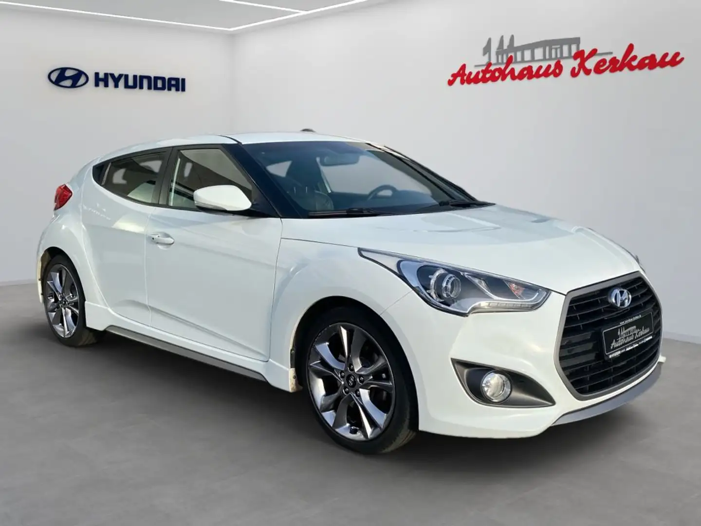 Hyundai VELOSTER 1.6 Turbo Automatik Style *SR*WR*Leder* - 2