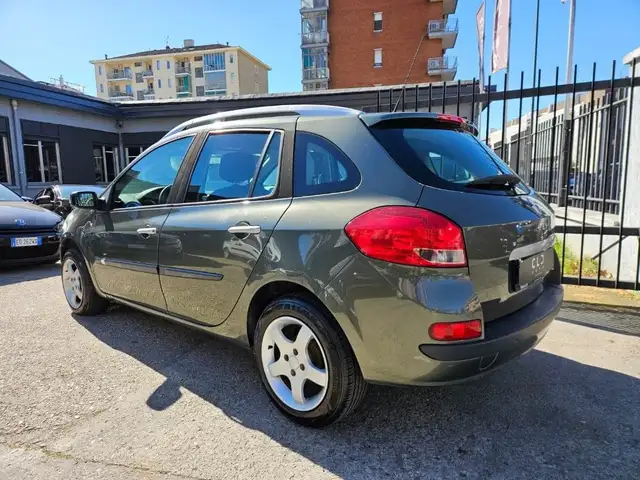 Renault Clio view 5