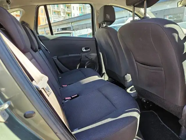 Renault Clio view 10