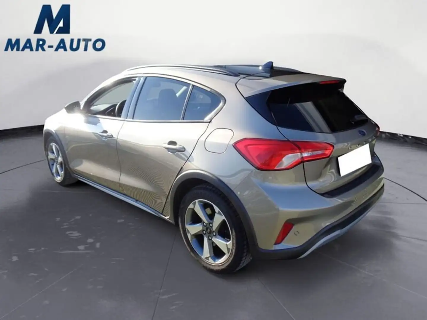 Ford Focus 1.0 EcoBoost 125 CV 5p. Active Бронзовий - 2