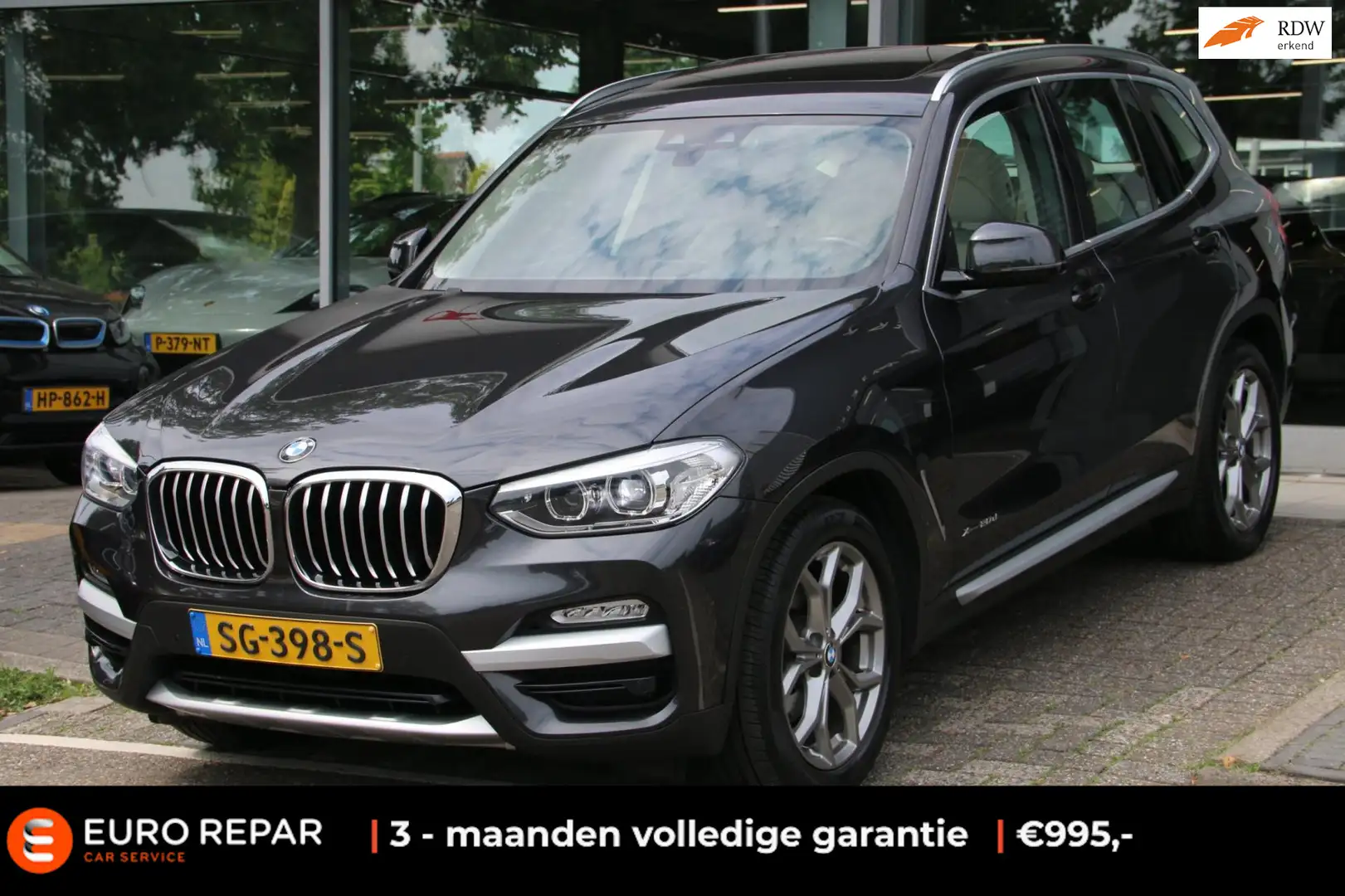 BMW X3 XDrive20d Executive PANO-DAK BTW-AUTO NAP! Grijs - 1