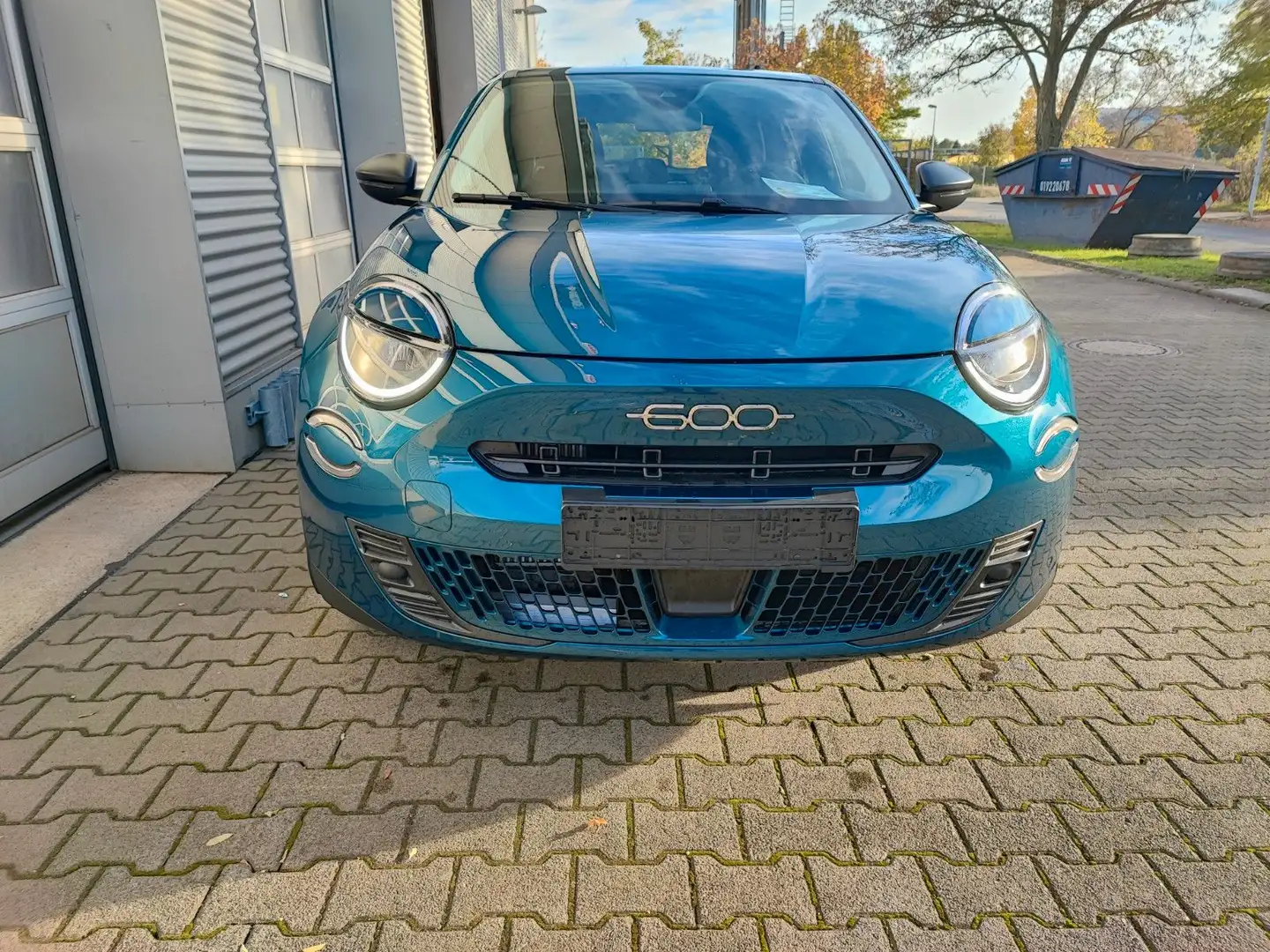 Fiat 600 Hybrid 1,2 T3 100 DCT Grün - 2