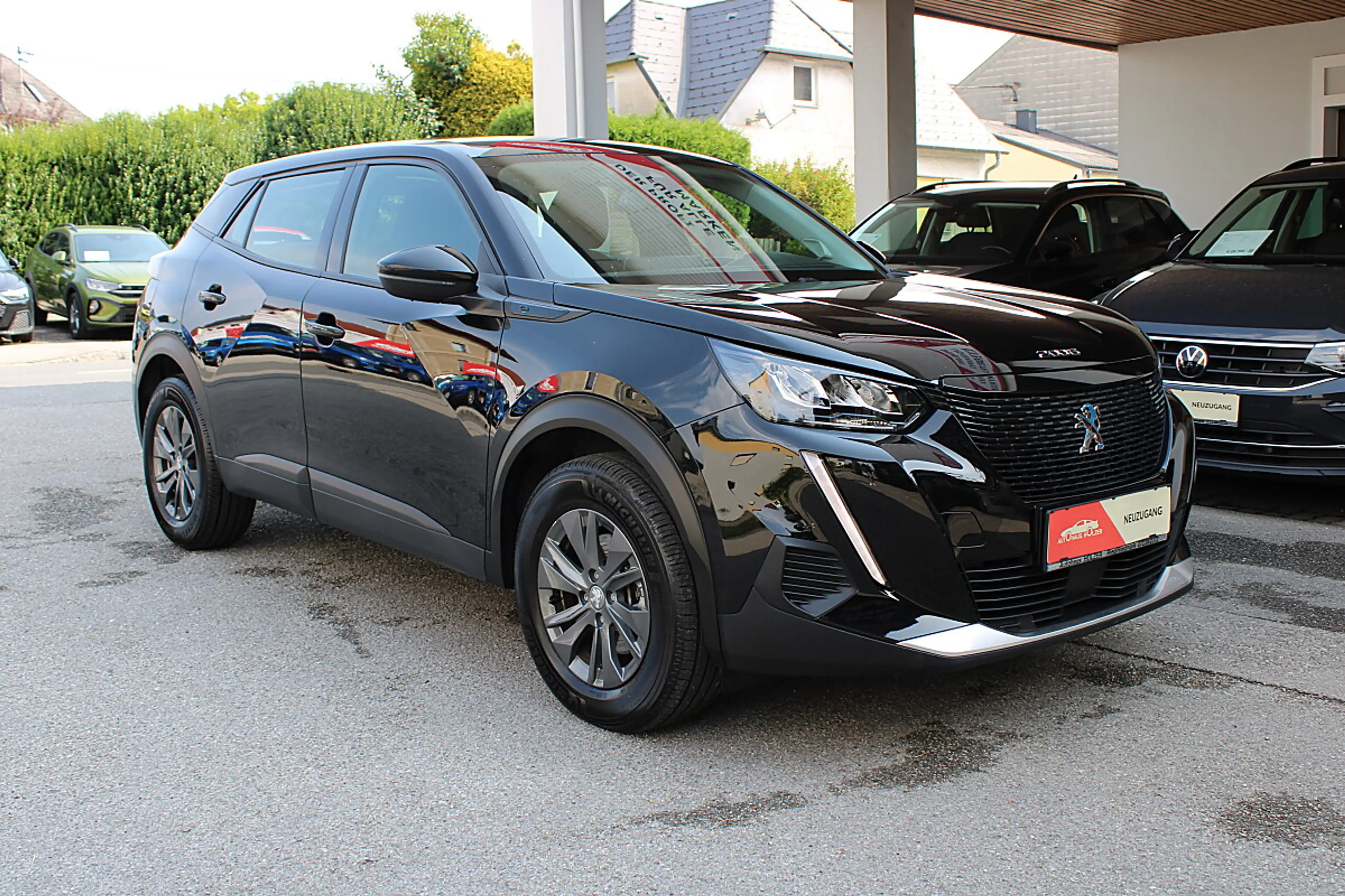 Peugeot e-2008 50 kWh Active Pack *1.Besitz* — photo 4