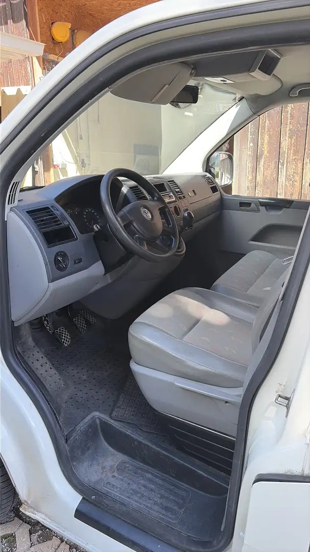 Volkswagen T5 Transporter Fahrgestell LR 1,9 TDI D-PF - 1