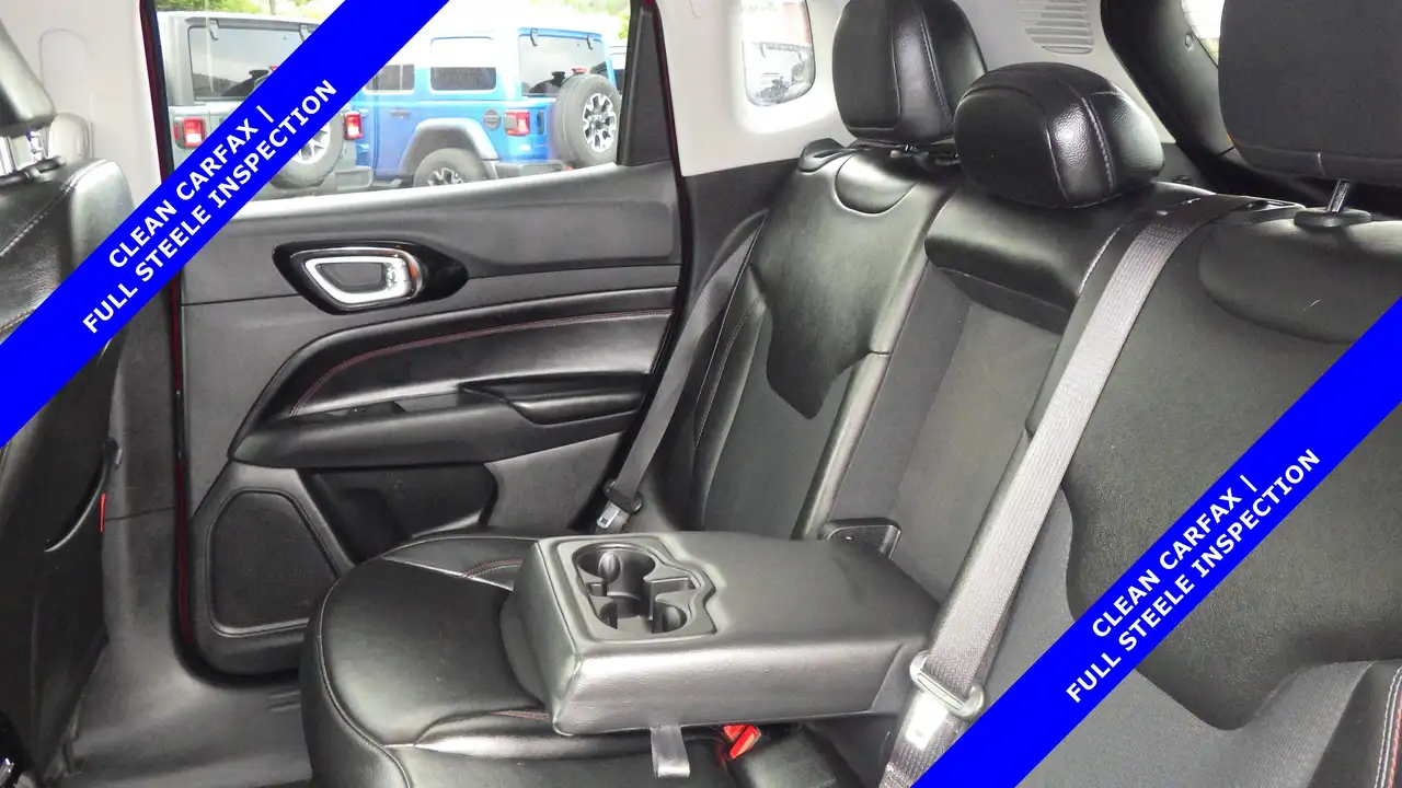 Jeep Compass photo Jeep Compass