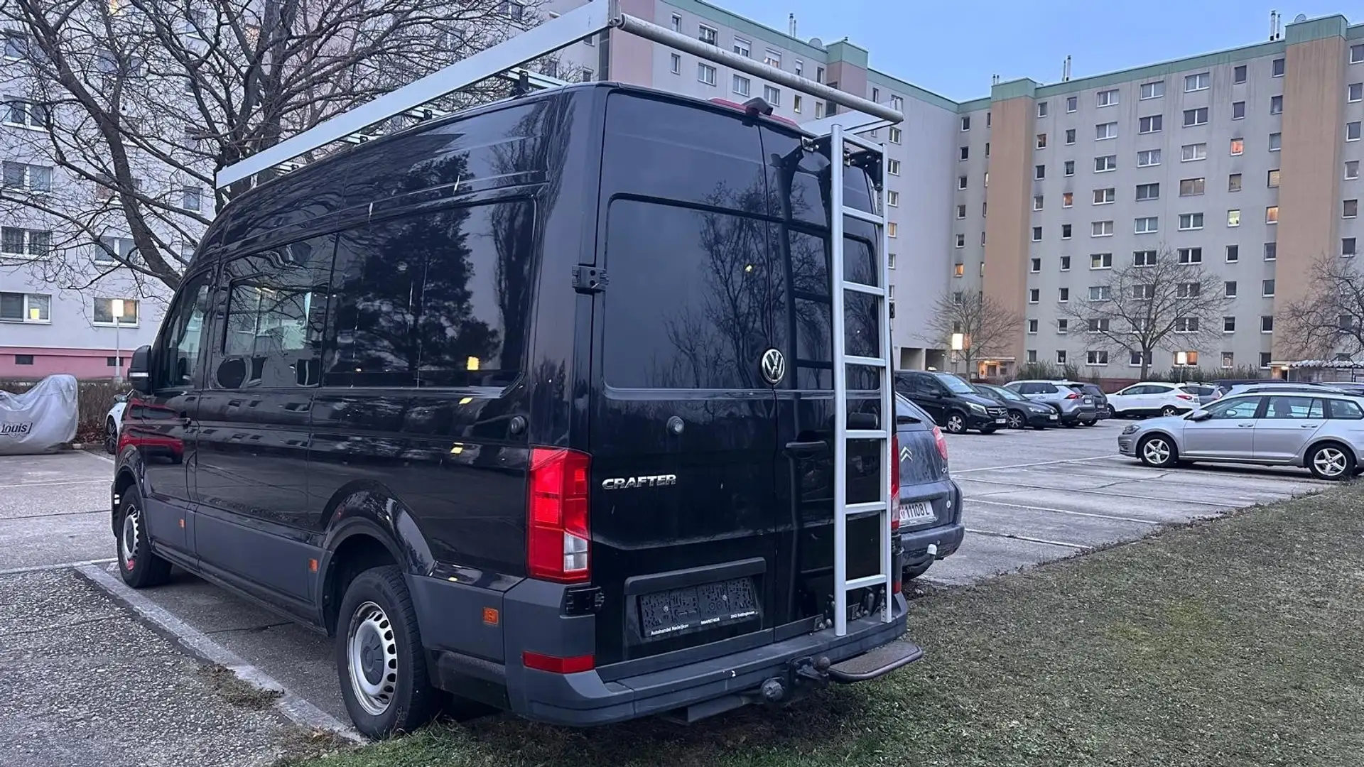 Volkswagen Crafter 35 TDI plus Autm. VA Trendline - 1