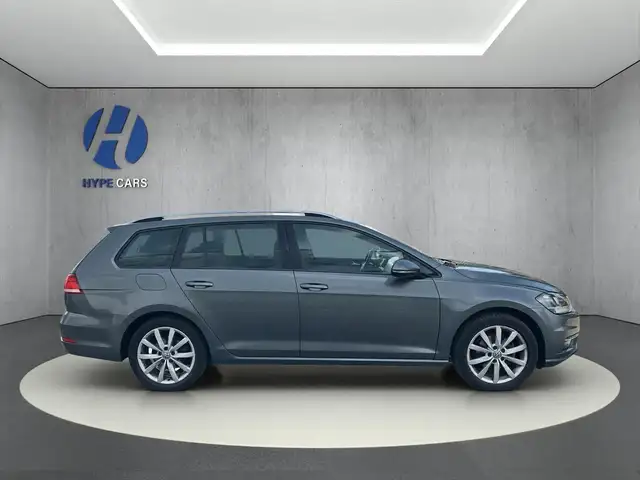 Volkswagen Golf view 7