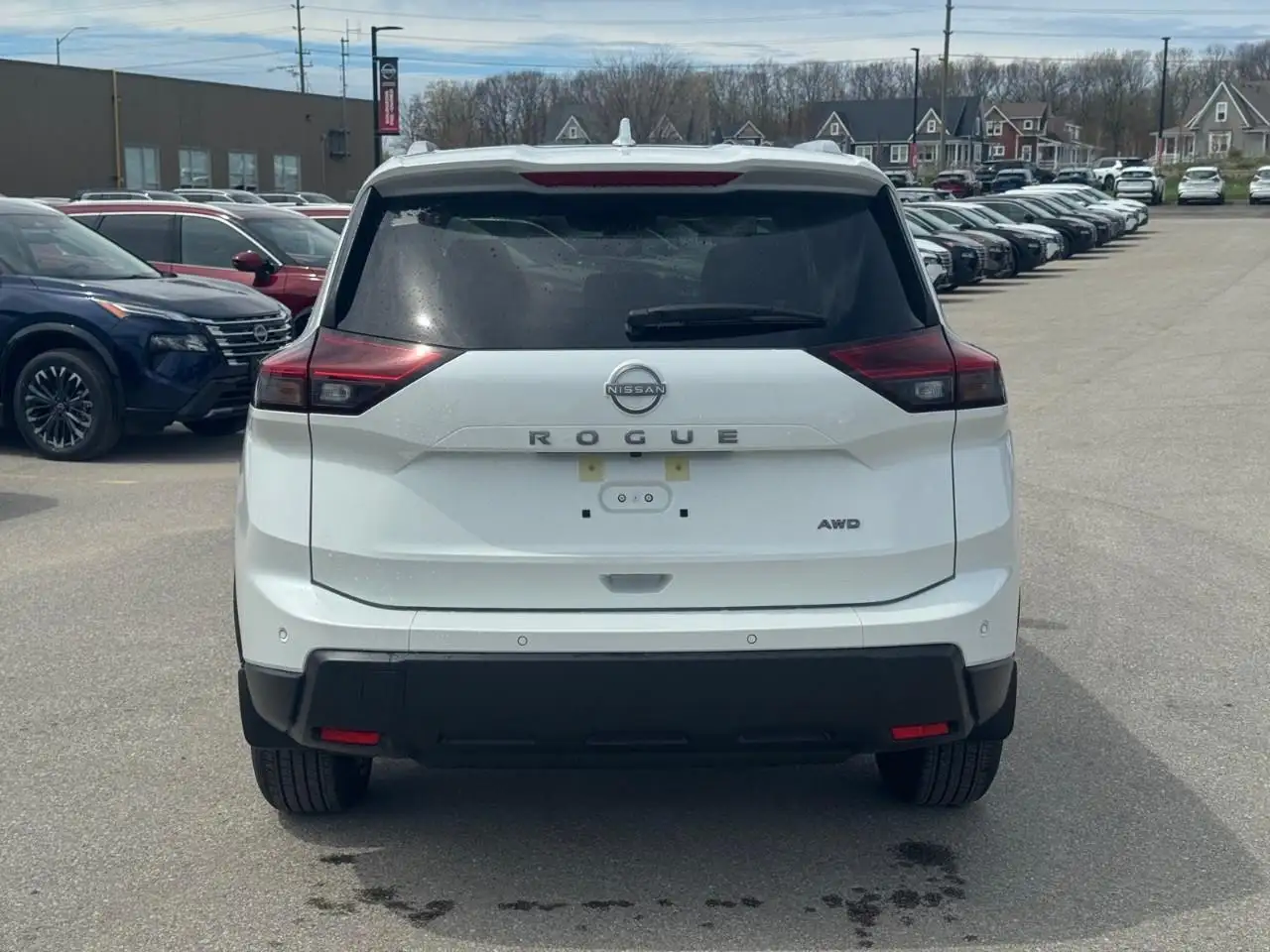 Nissan Rogue снимка Nissan Rogue