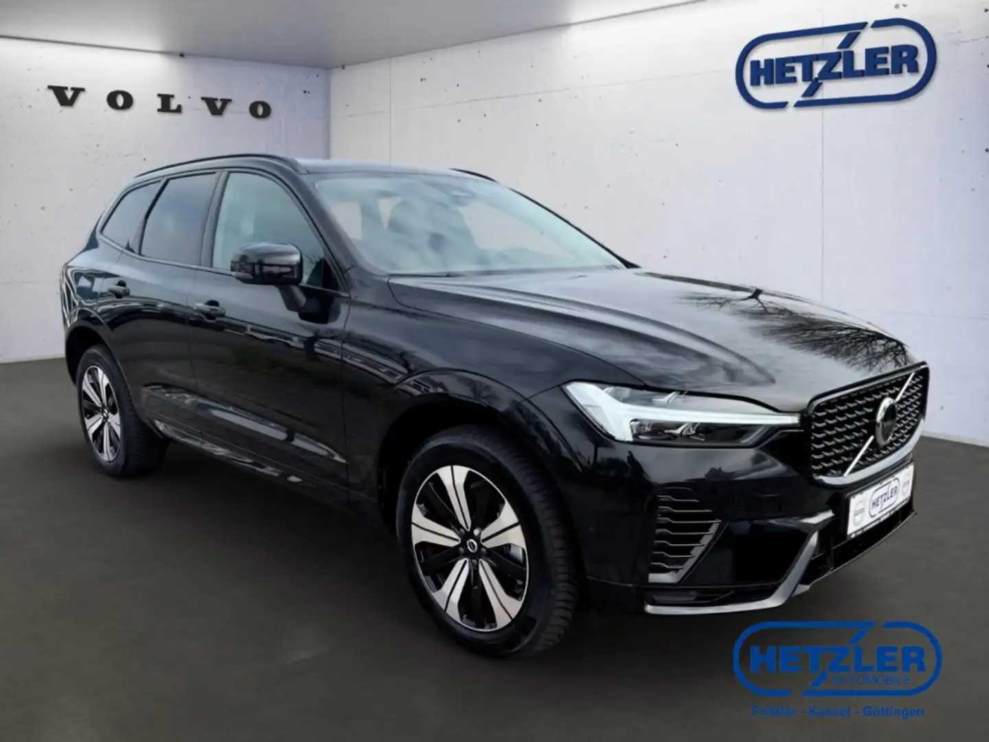 Volvo XC60 Plus Dark Recharge Plug-In Hybrid AWD T8 Twin Engi Schwarz - 2
