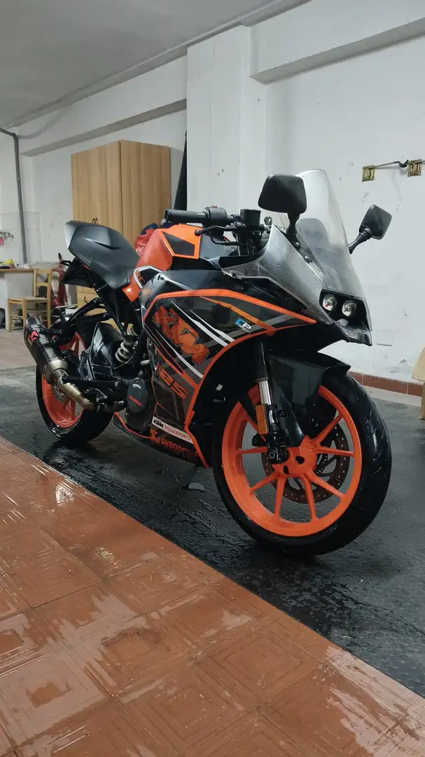 KTM RC 125 Naranja - 1