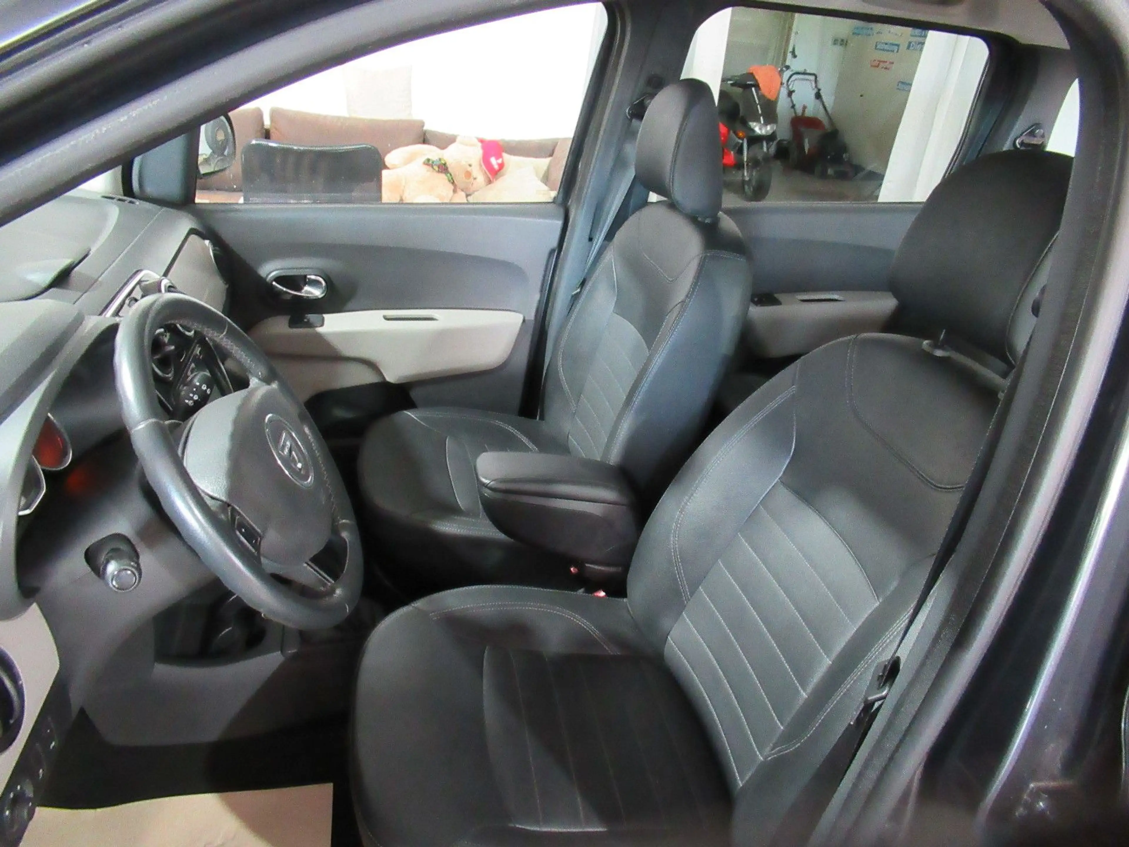 Dacia Lodgy Prestige Leder, KLIMA, PDC, NAVI, AHZV, — photo 9