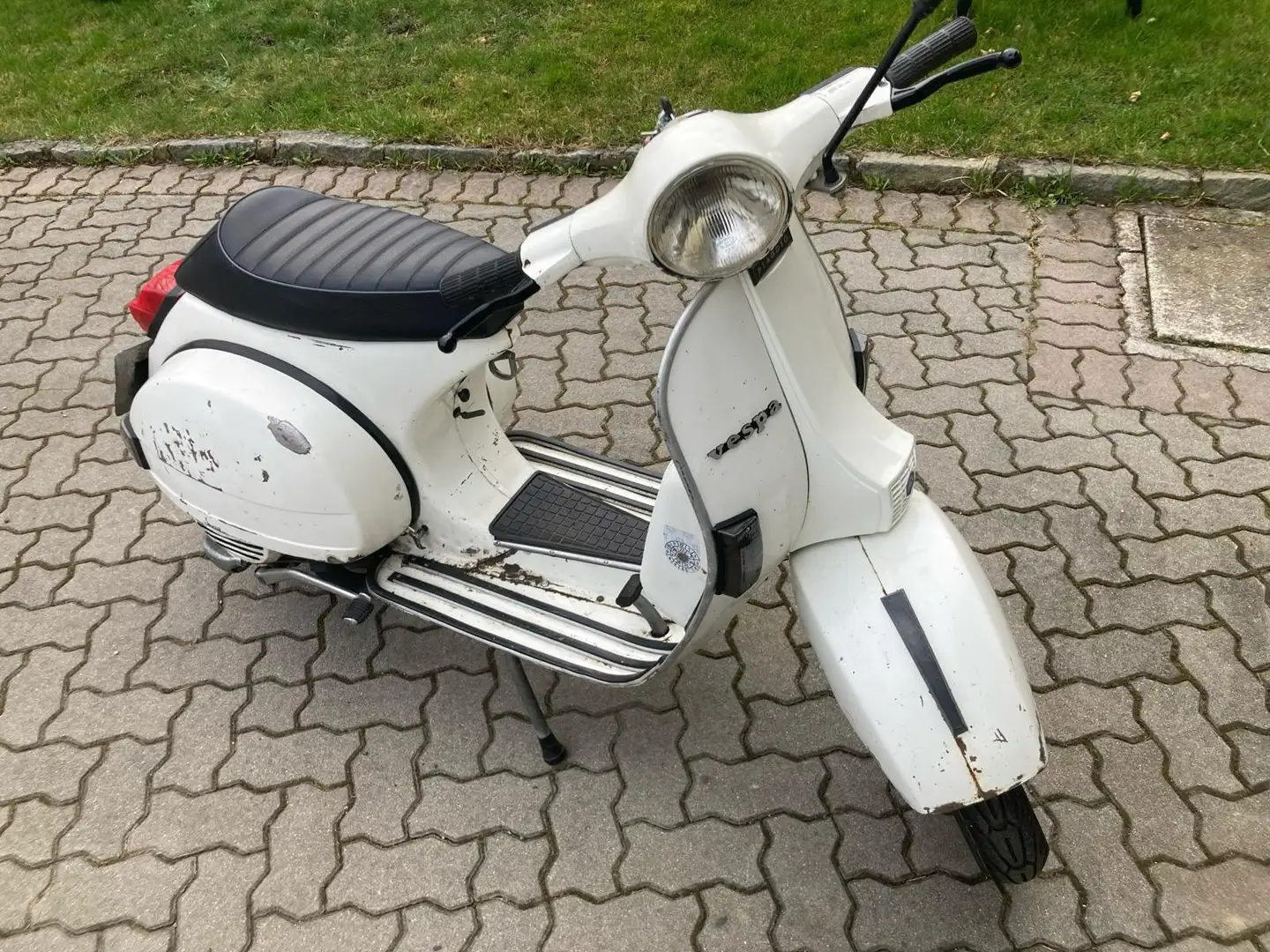 Vespa P 200 E PX Білий - 2