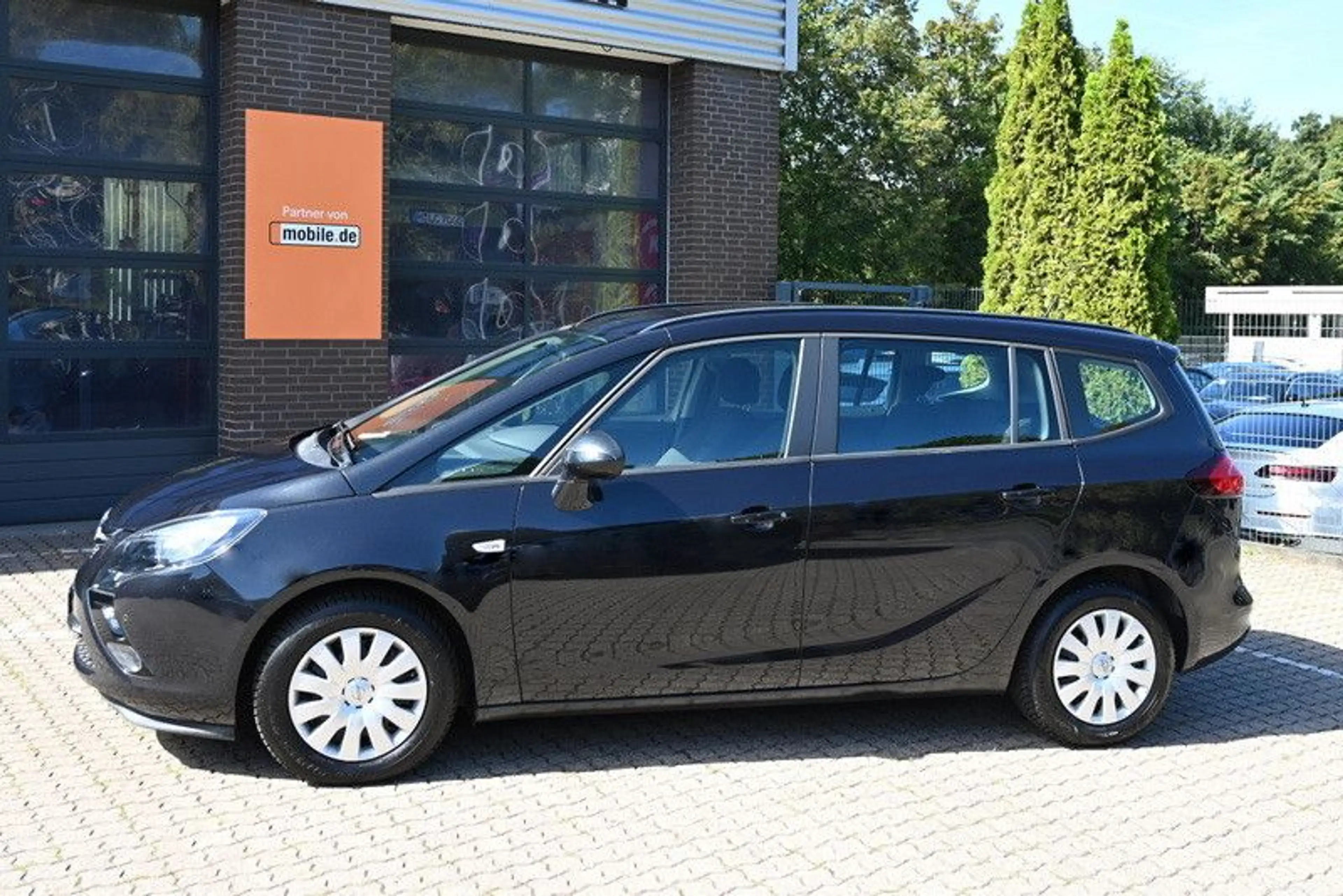 Opel Zafira C Tourer Edition 7Sitz 2Hd PDC LR/Sitzhz. — photo 3