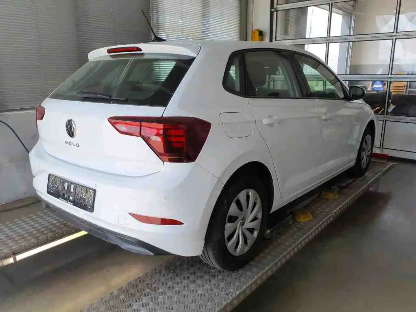 Volkswagen Polo 1.0 TSI LIFE LED SITZHZG PDC KLIMA Weiß - 2