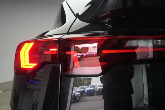 BMW X2 view 14