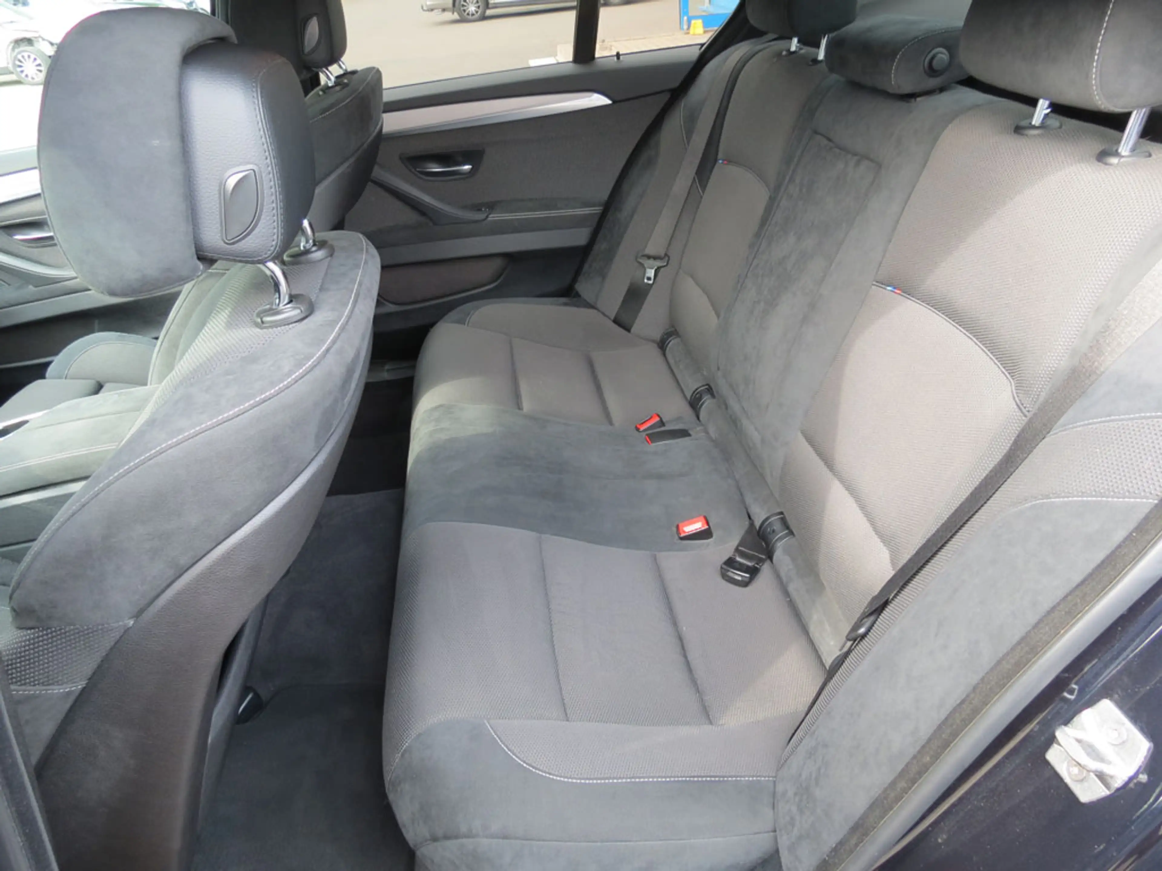 BMW 520 520 i Bi-Xenon M-Technic Navi — photo 12